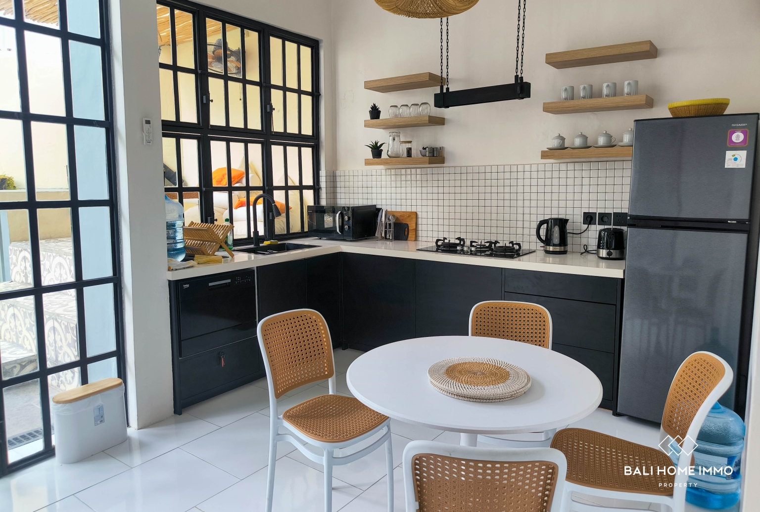 Villa 2 Kamar Dijual di Canggu view 3