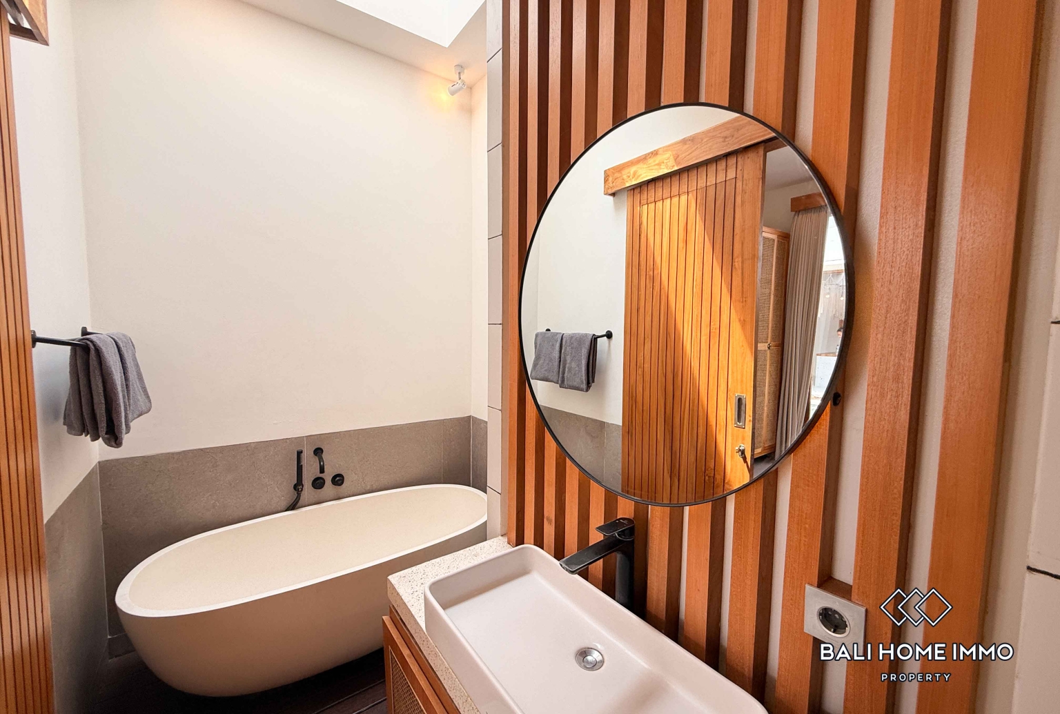 2 Bedroom Villa For Sale in Kerobokan view 8