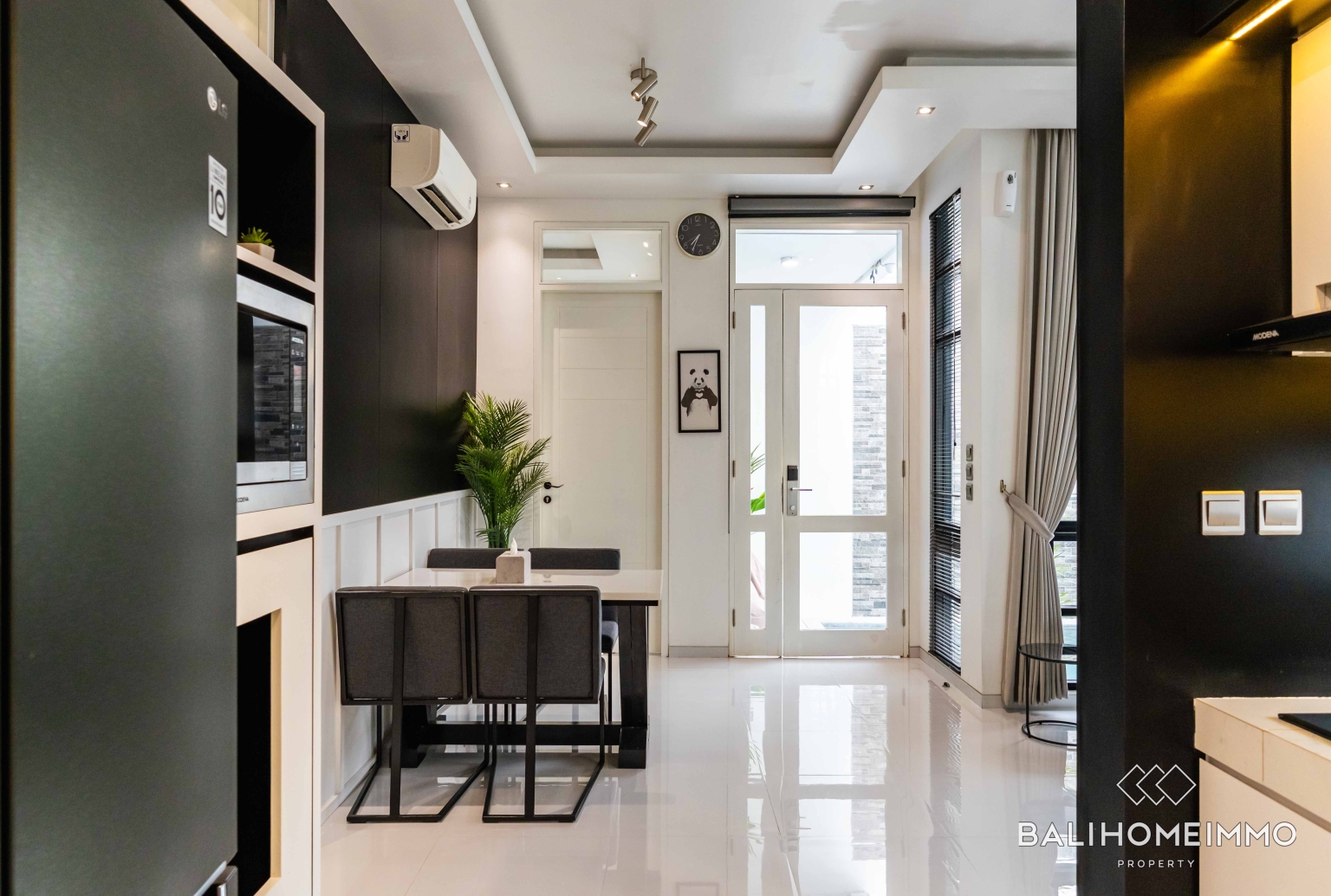 Villa de 2 chambres à vendre dans le quartier huppé de Petitenget, Bali view 7
