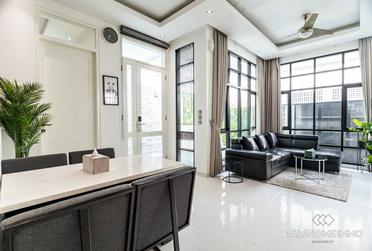 Villa de 2 chambres à vendre dans le quartier huppé de Petitenget, Bali view 6