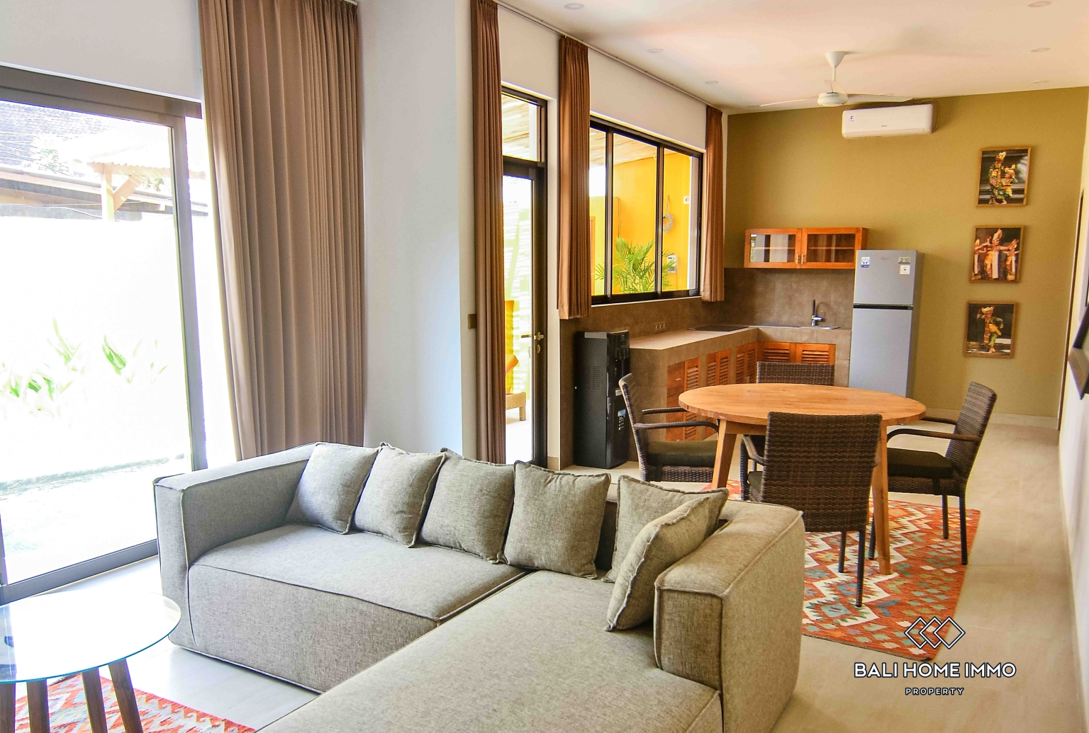 Vila 2 kamar dijual dengan status hak sewa dekat Pantai Double Six. view 2