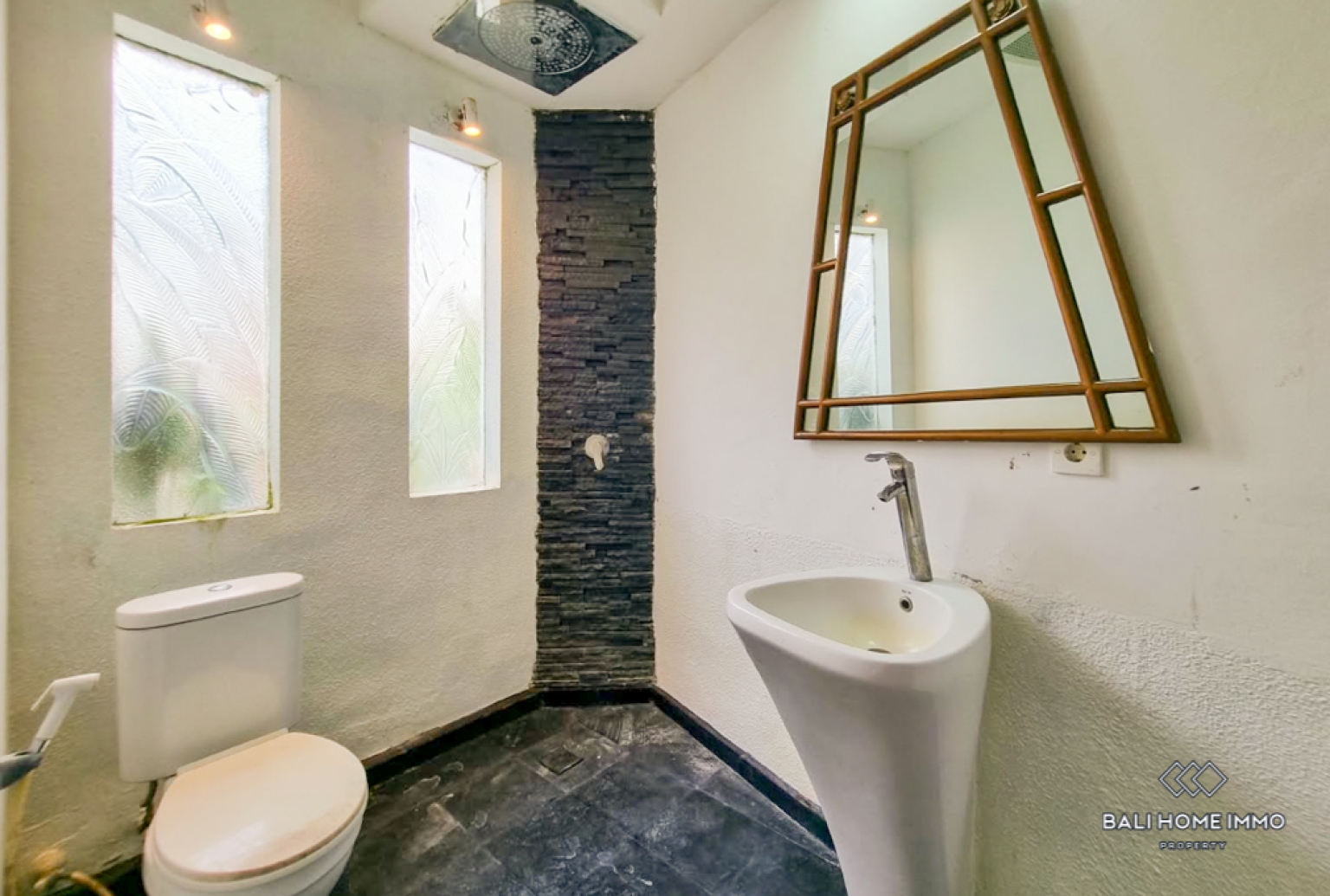 2 Bedroom Villa for Yearly Rental in Bali Tumbak Bayuh view 11