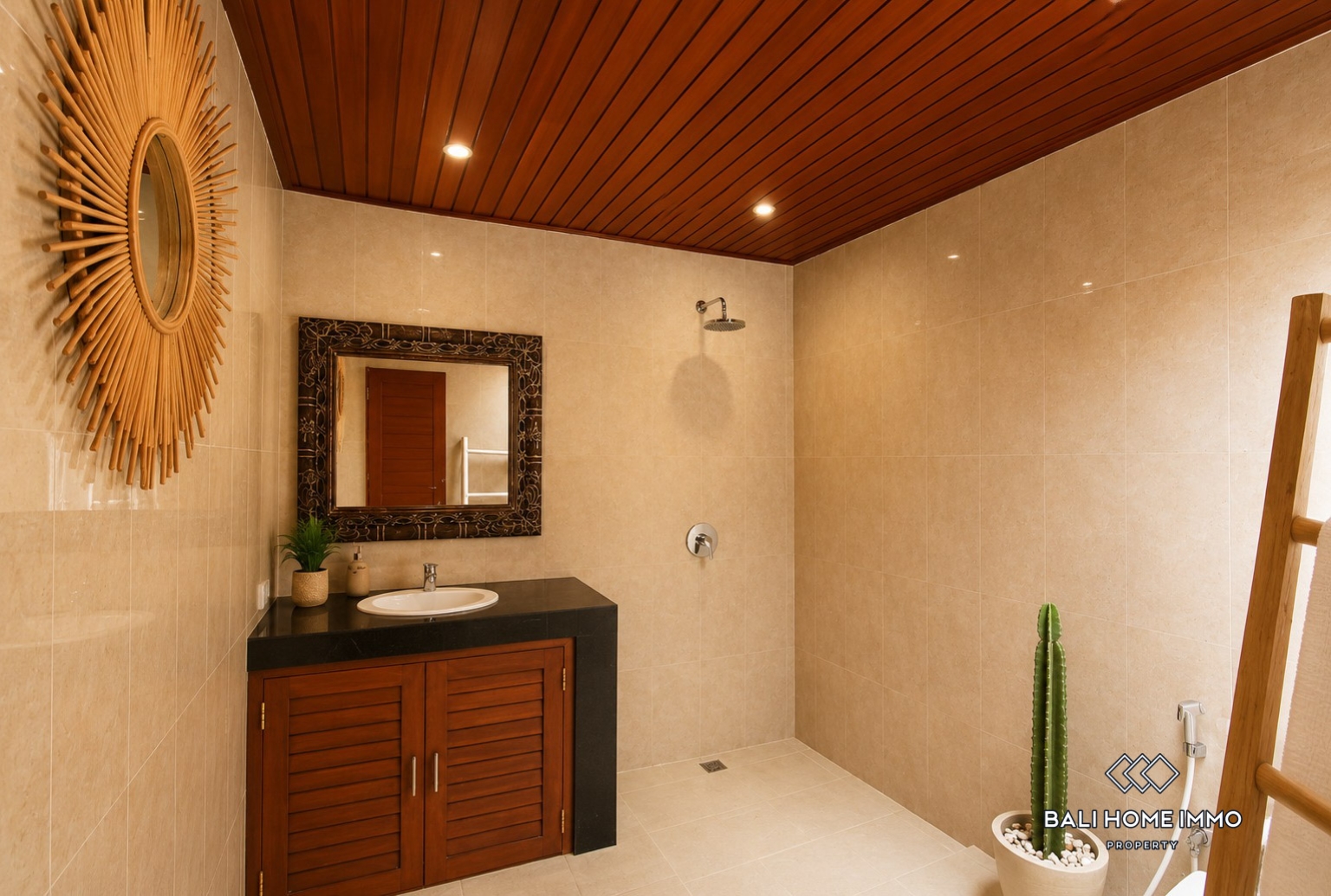 2 Bedroom Villa For Yearly Rental in Umalas view 8