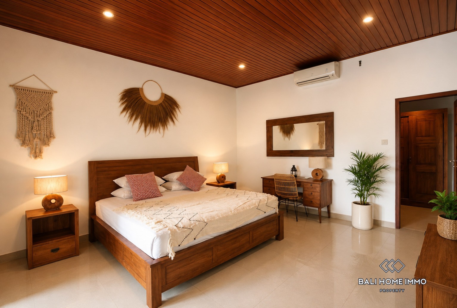 2 Bedroom Villa For Yearly Rental in Umalas view 6