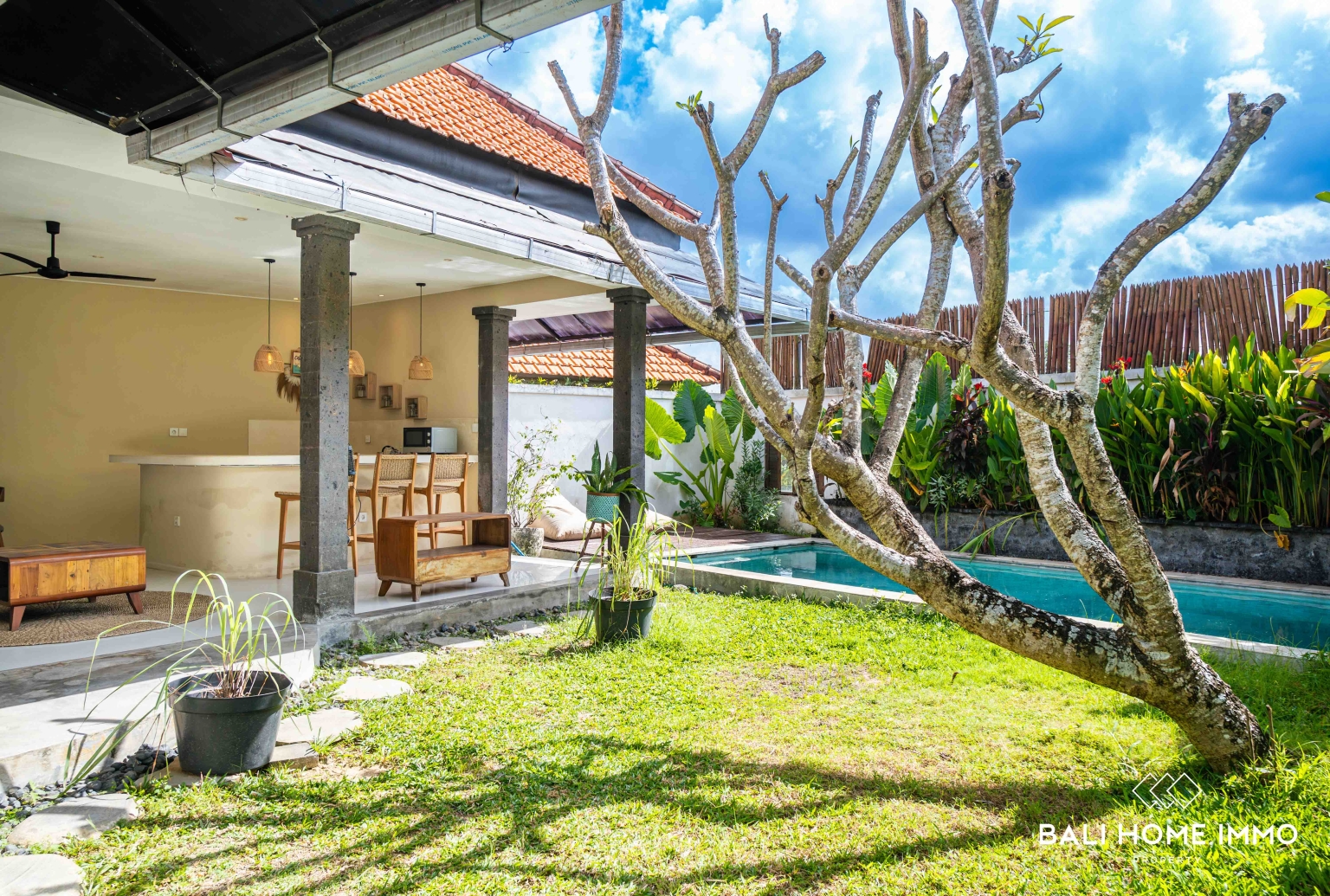 2 Bedroom Villa For Yearly Rental in Umalas view 2