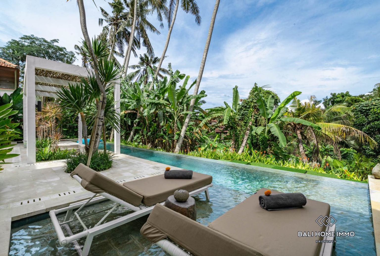 2 Bedrooms Modern Villa with Jungle view for sale in, Singakerta Ubud view 19