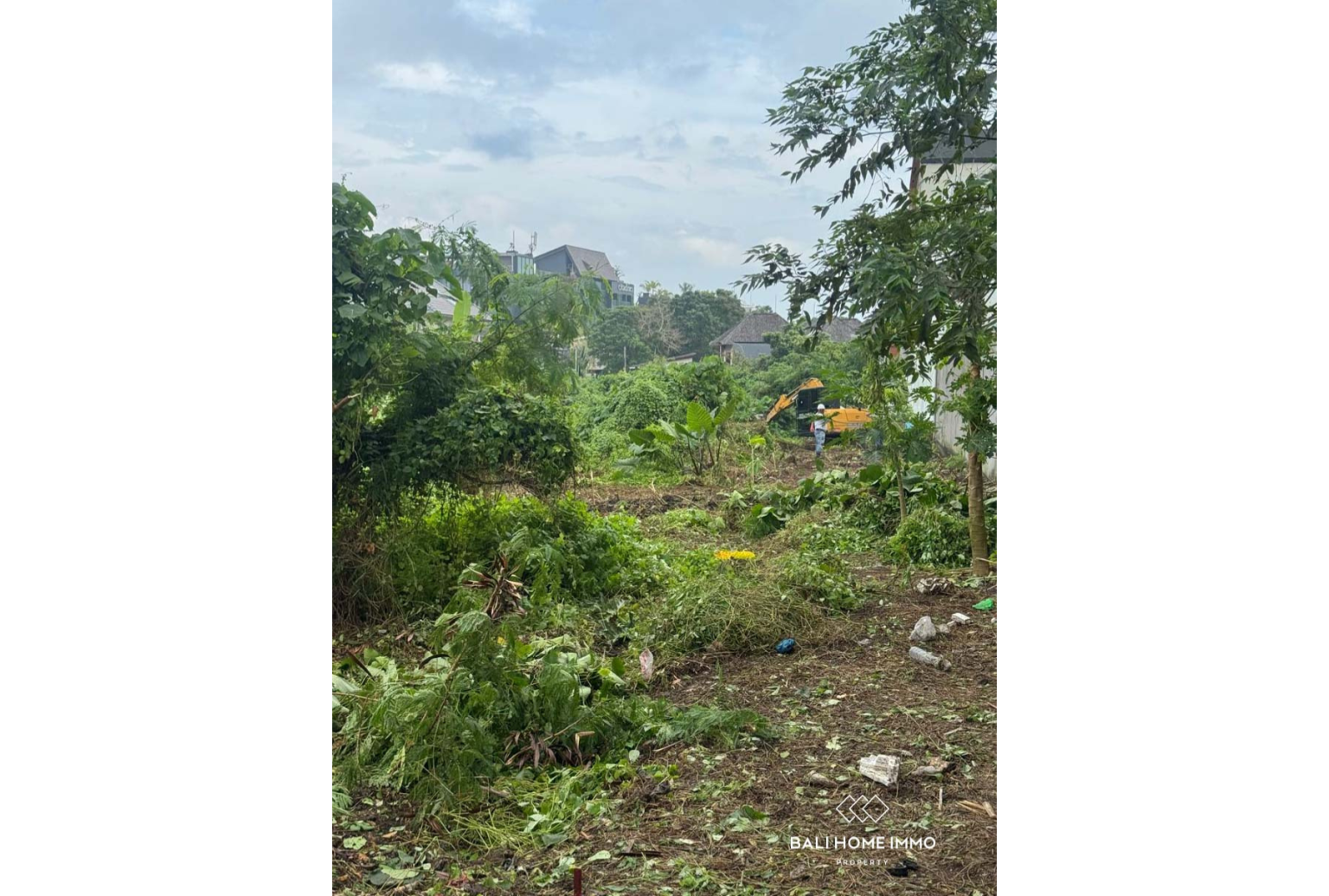 Terrain de 2000 m² à proximité de la plage, à vendre en bail emphytéotique à Berawa, Bali view 2