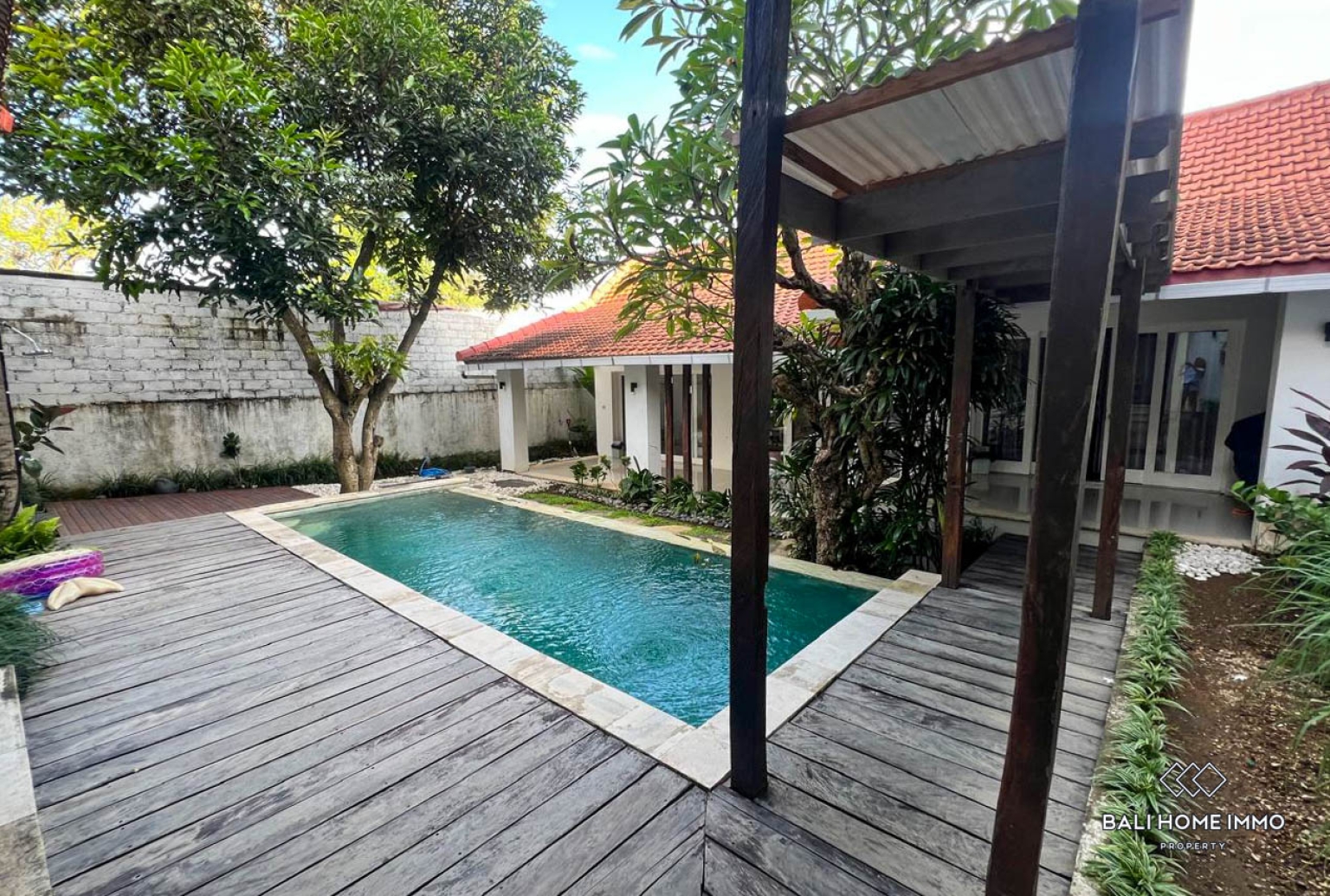 Villa classique-moderne de 3 chambres à louer à Canggu Berawa view 11