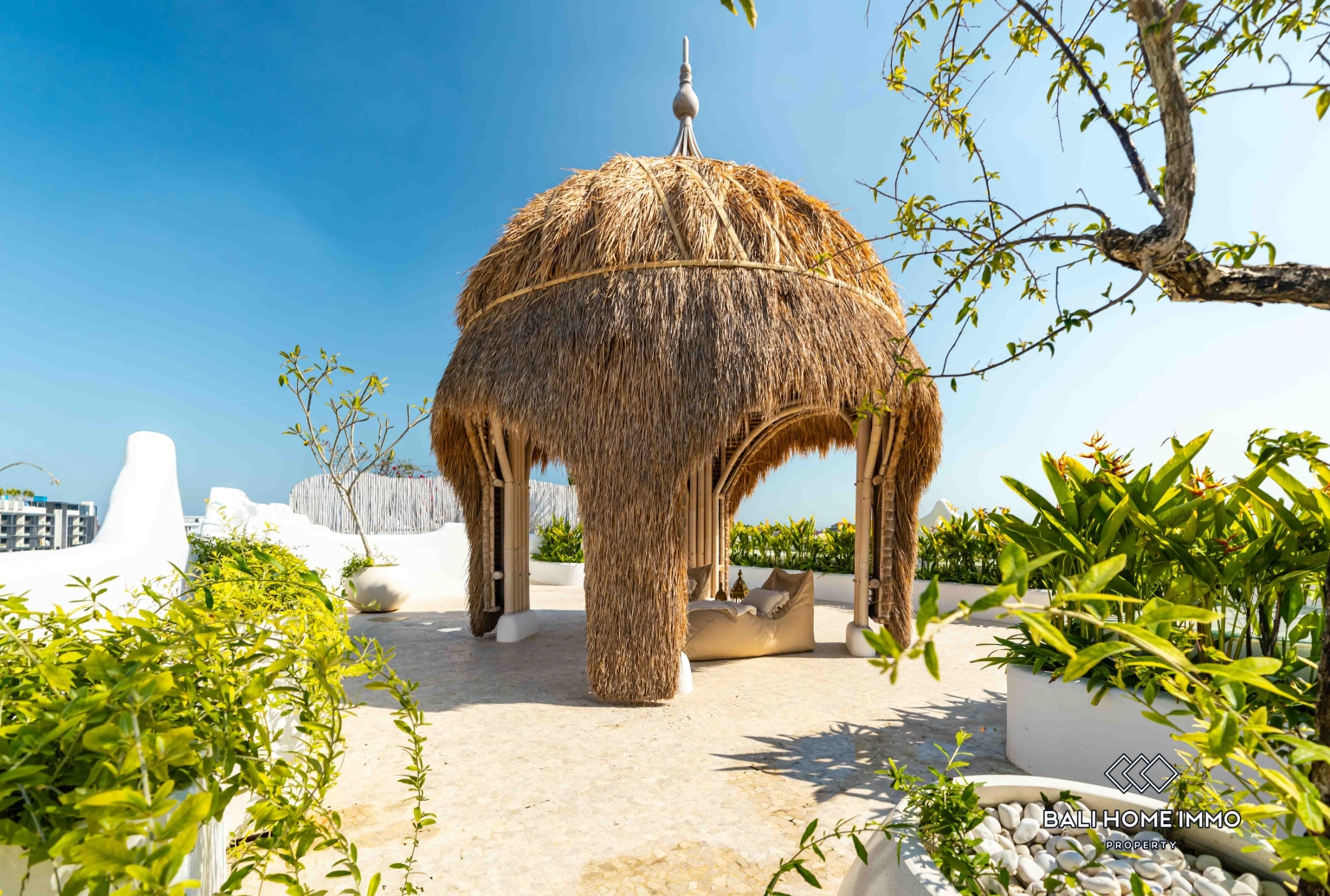 Villa design de 3 chambres avec vue sur l'océan à vendre près de la plage de Seseh à Bali view 20