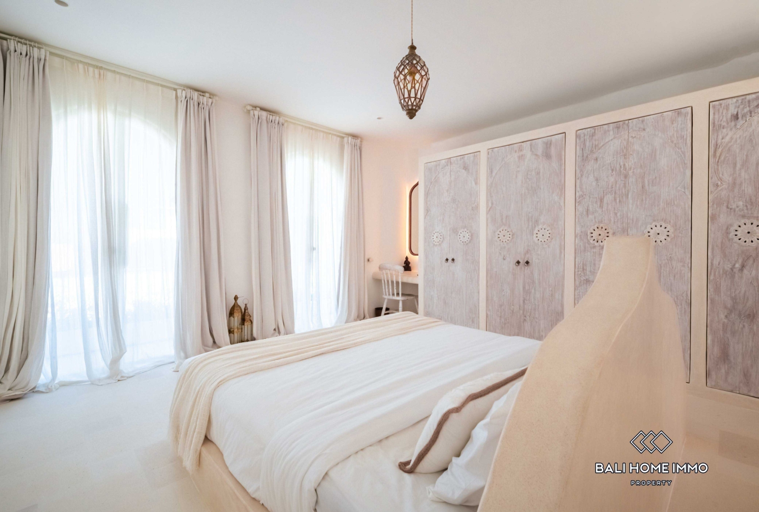 Villa design de 3 chambres avec vue sur l'océan à vendre près de la plage de Seseh à Bali view 13