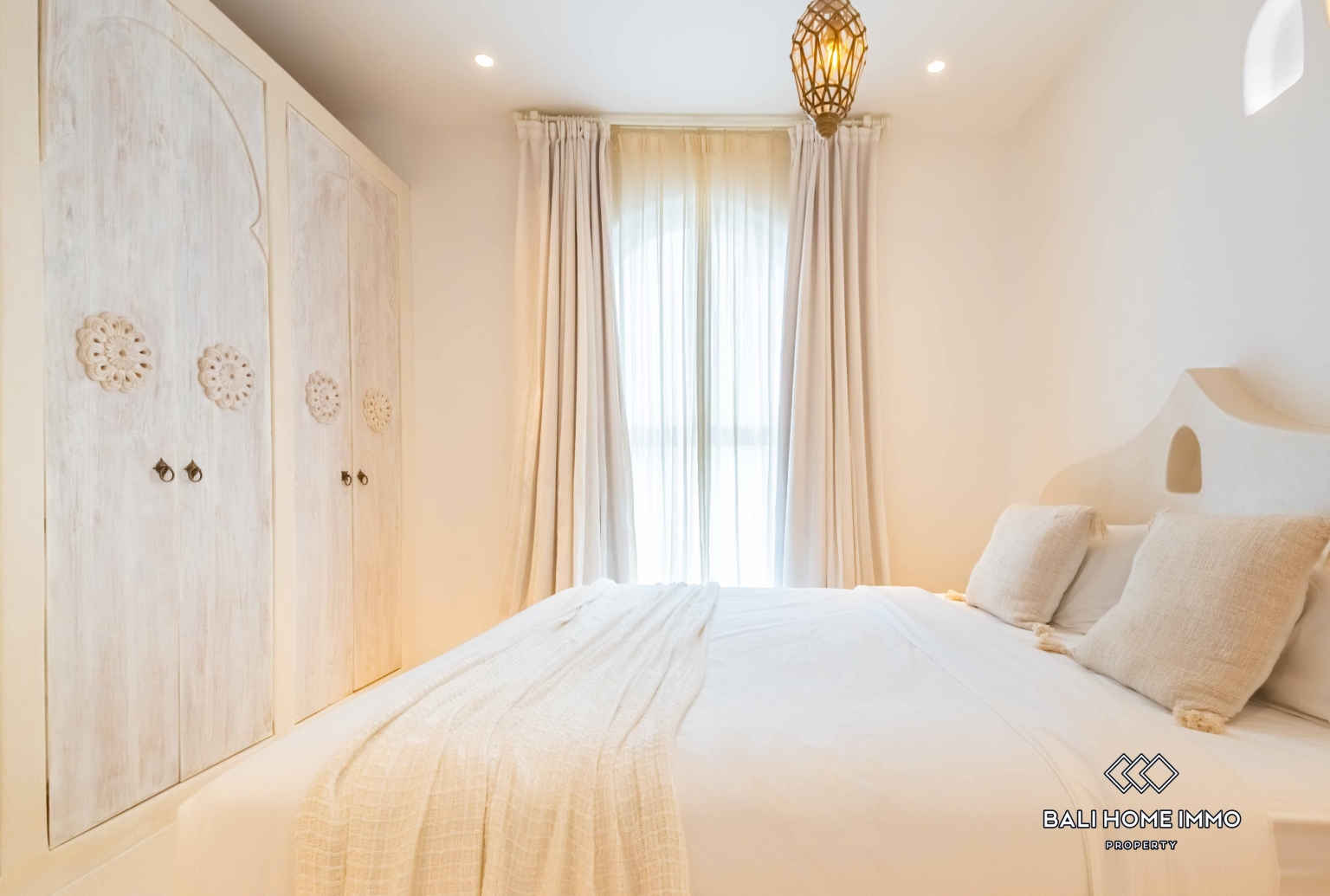 Villa design de 3 chambres avec vue sur l'océan à vendre près de la plage de Seseh à Bali view 9