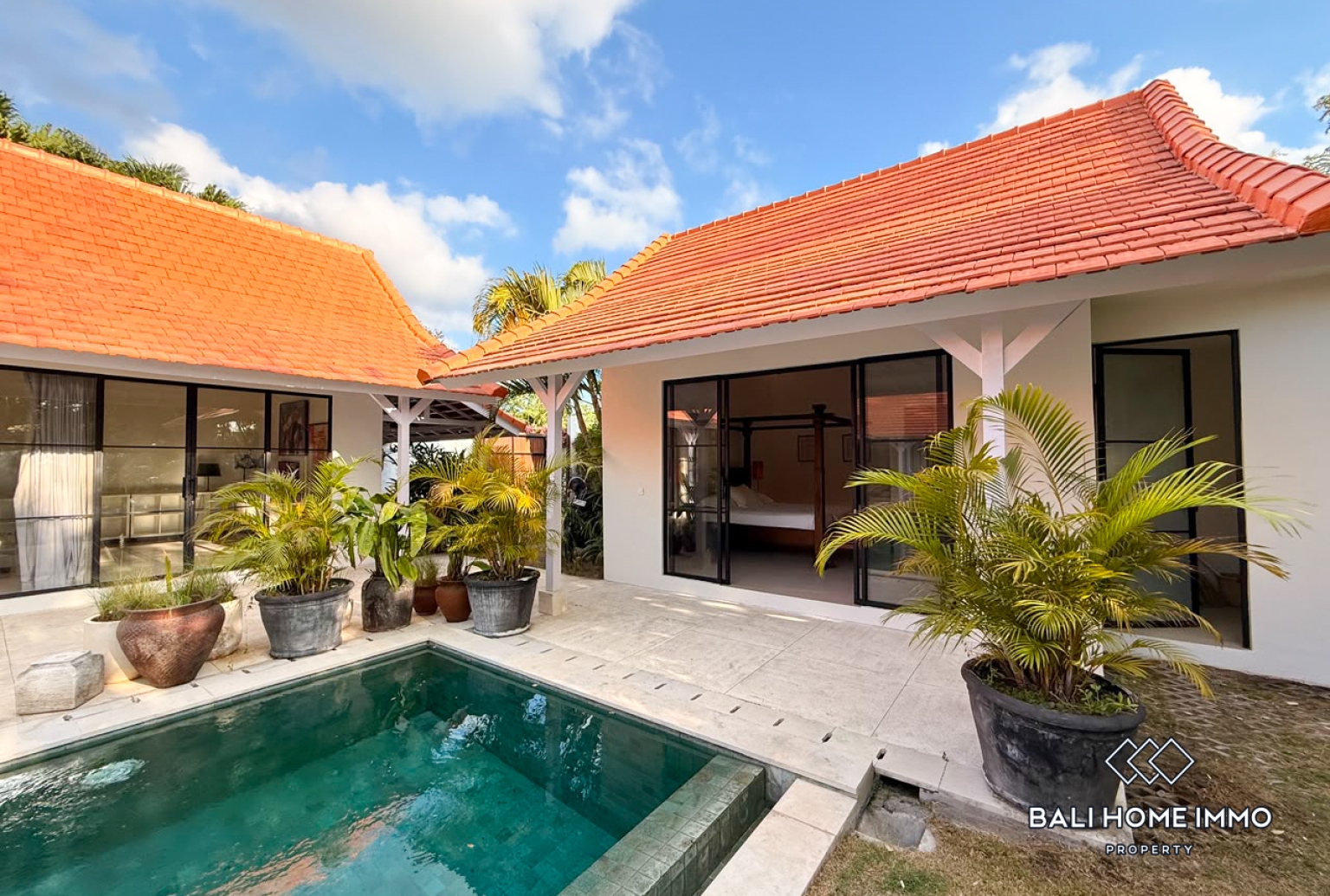 3 Bedroom Family Villa For Rent in Canggu Berawa view 2