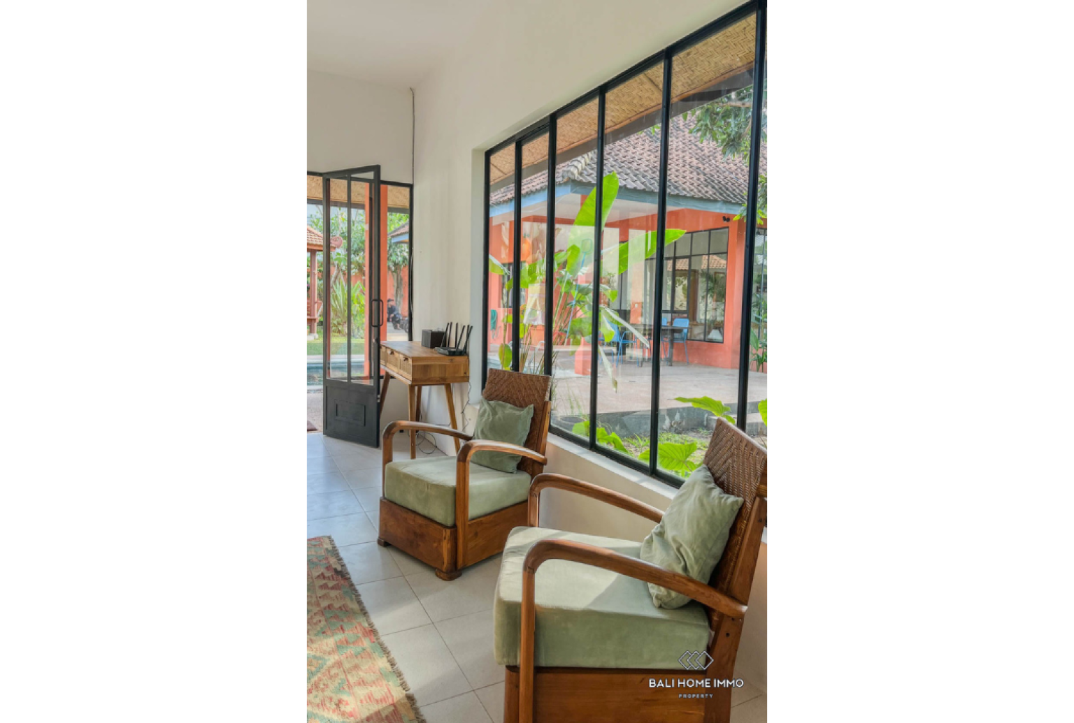 3 bedroom family villa with garden for sale leasehold in Canggu Residential side view 5