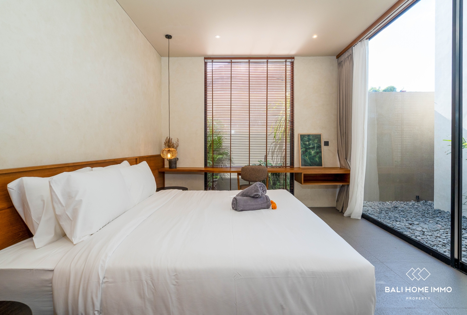3 bedroom Modern Tropical Villa for sale in Pererenan view 6