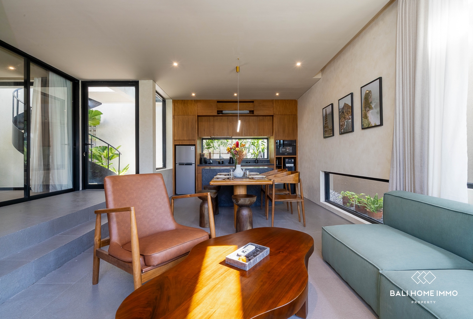 3 bedroom Modern Tropical Villa for sale in Pererenan view 2