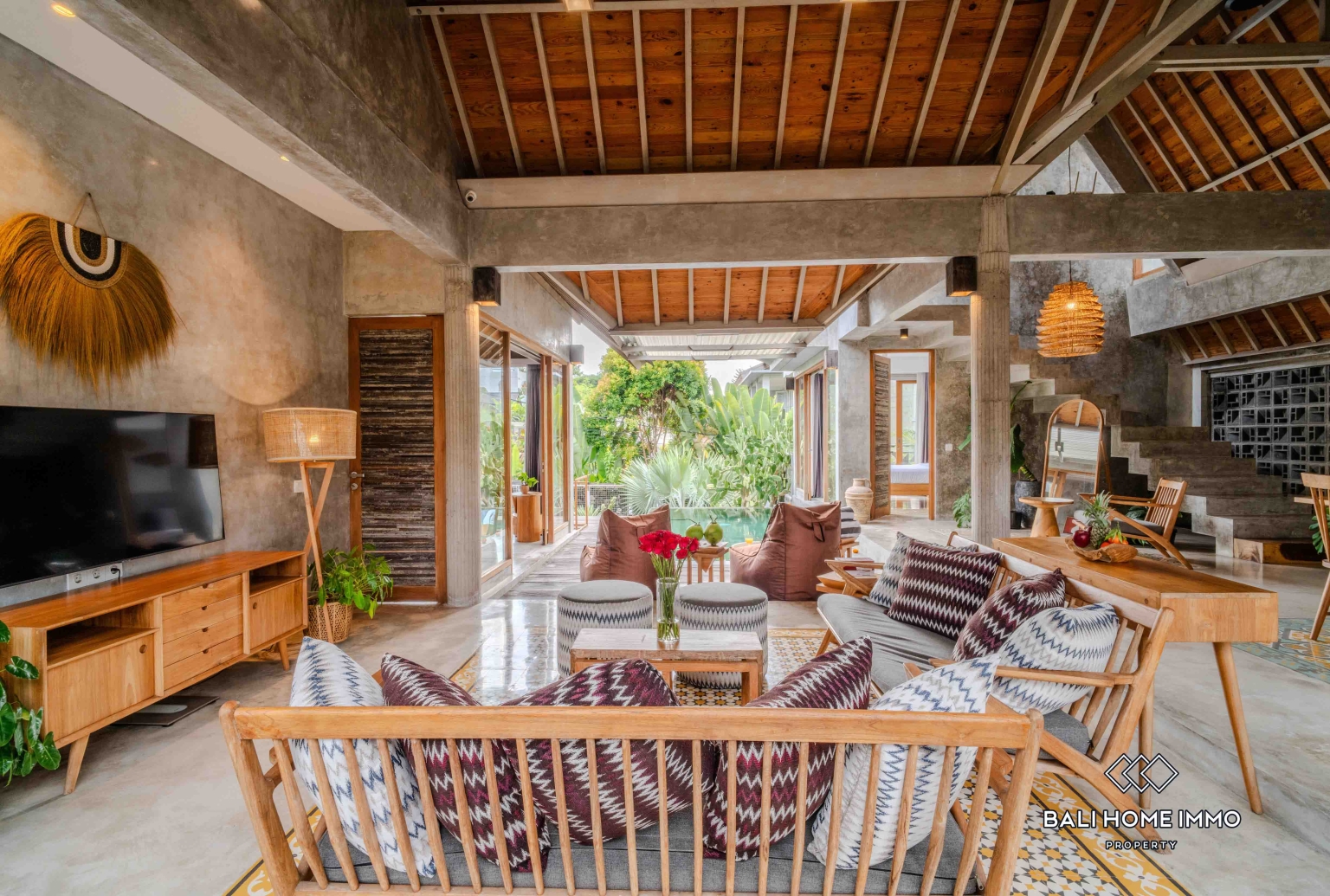 VILLA DE 3 CHAMBRES À COUCHER À LOUER À CANGGU view 5