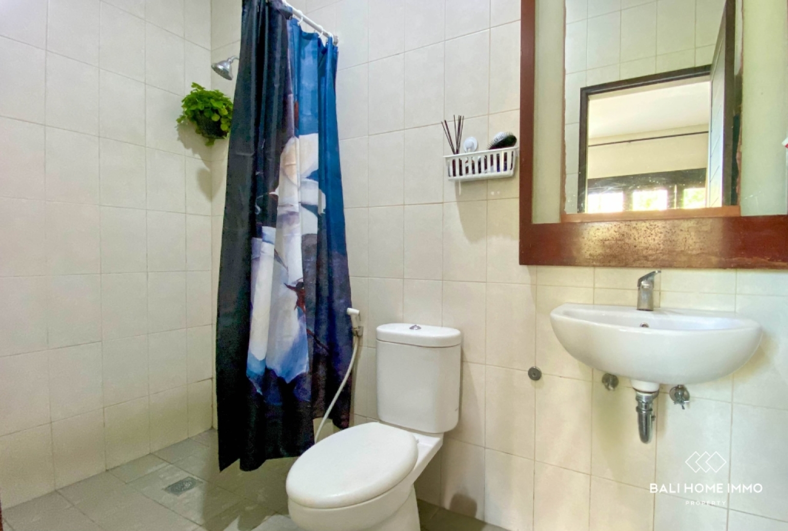 3-Bedroom Townhouse for Rent in Kerobokan view 11