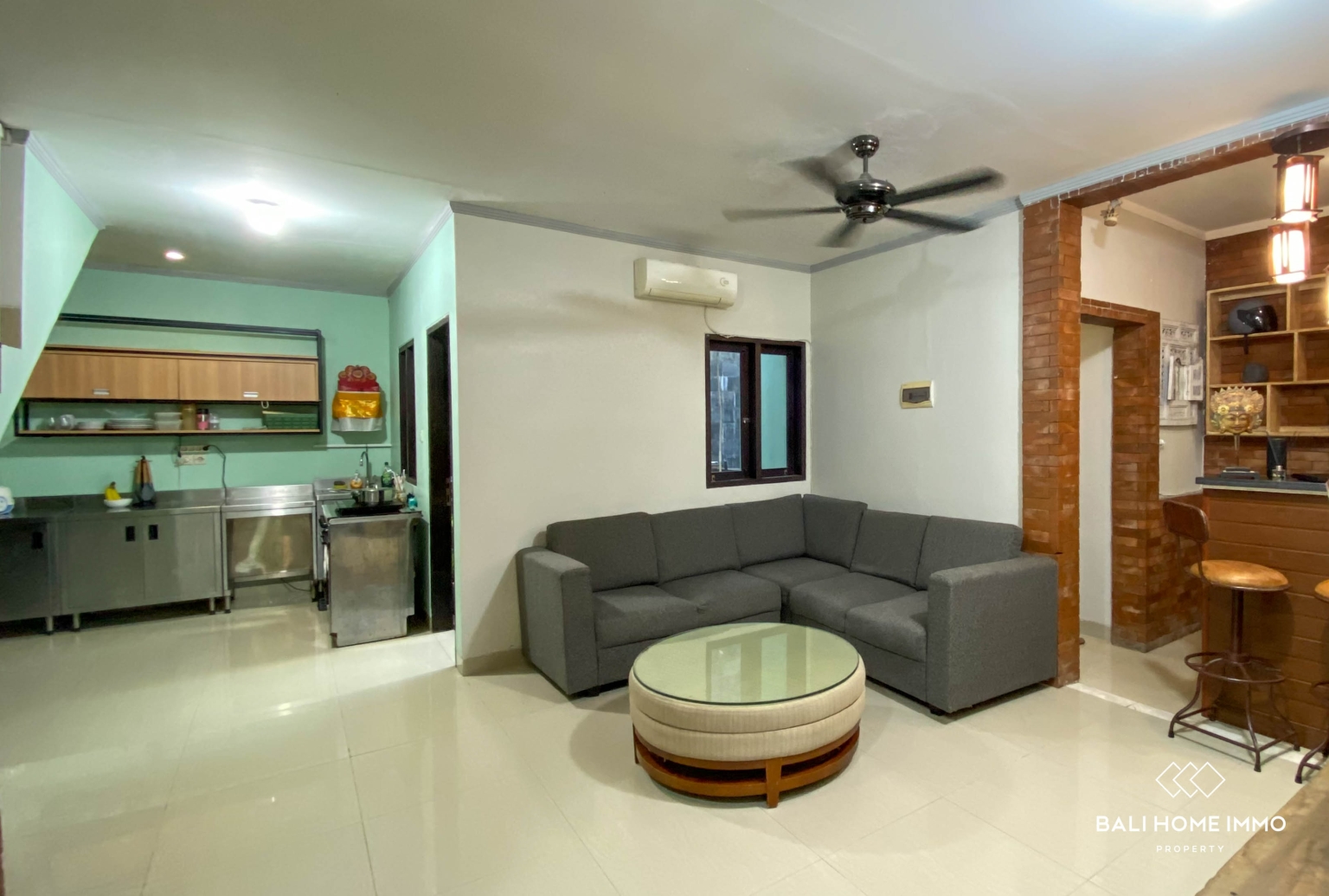 3-Bedroom Townhouse for Rent in Kerobokan view 2