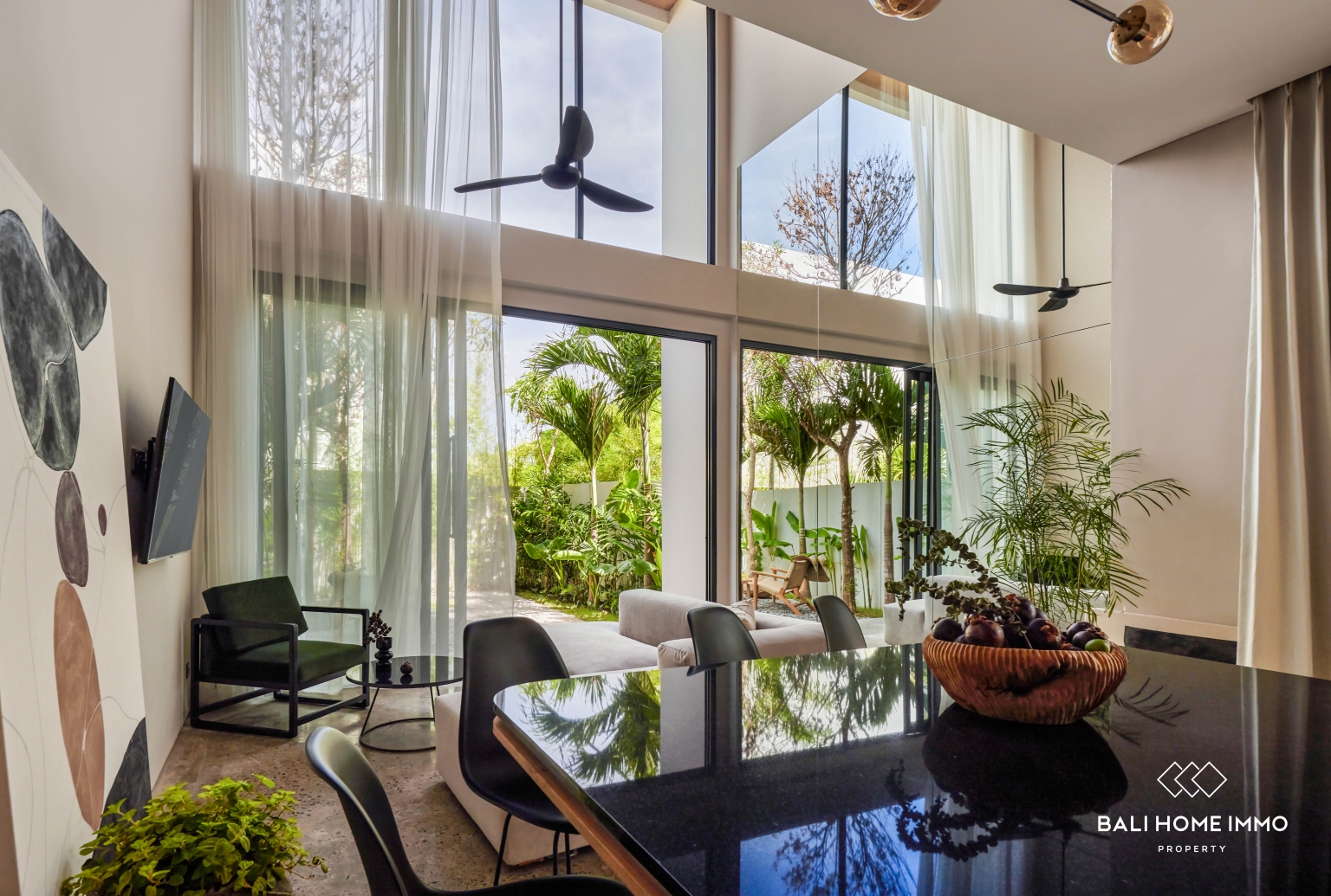3 BEDROOM TOWNHOUSE VILLA FOR SALE IN UMALAS view 4