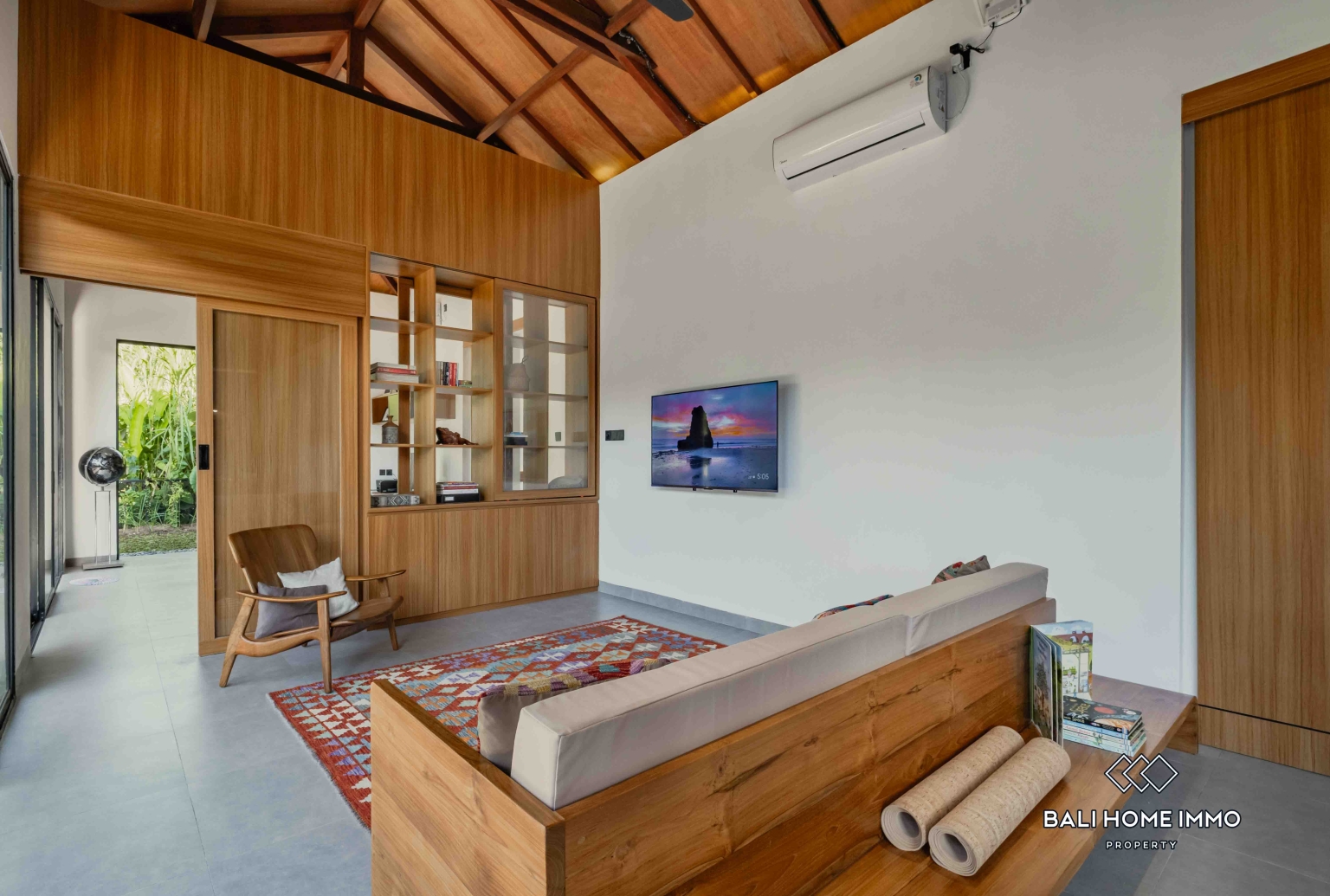 3 bedroom Tropical Family Villa For Sale Near International School in Pejeng Ubud view 3