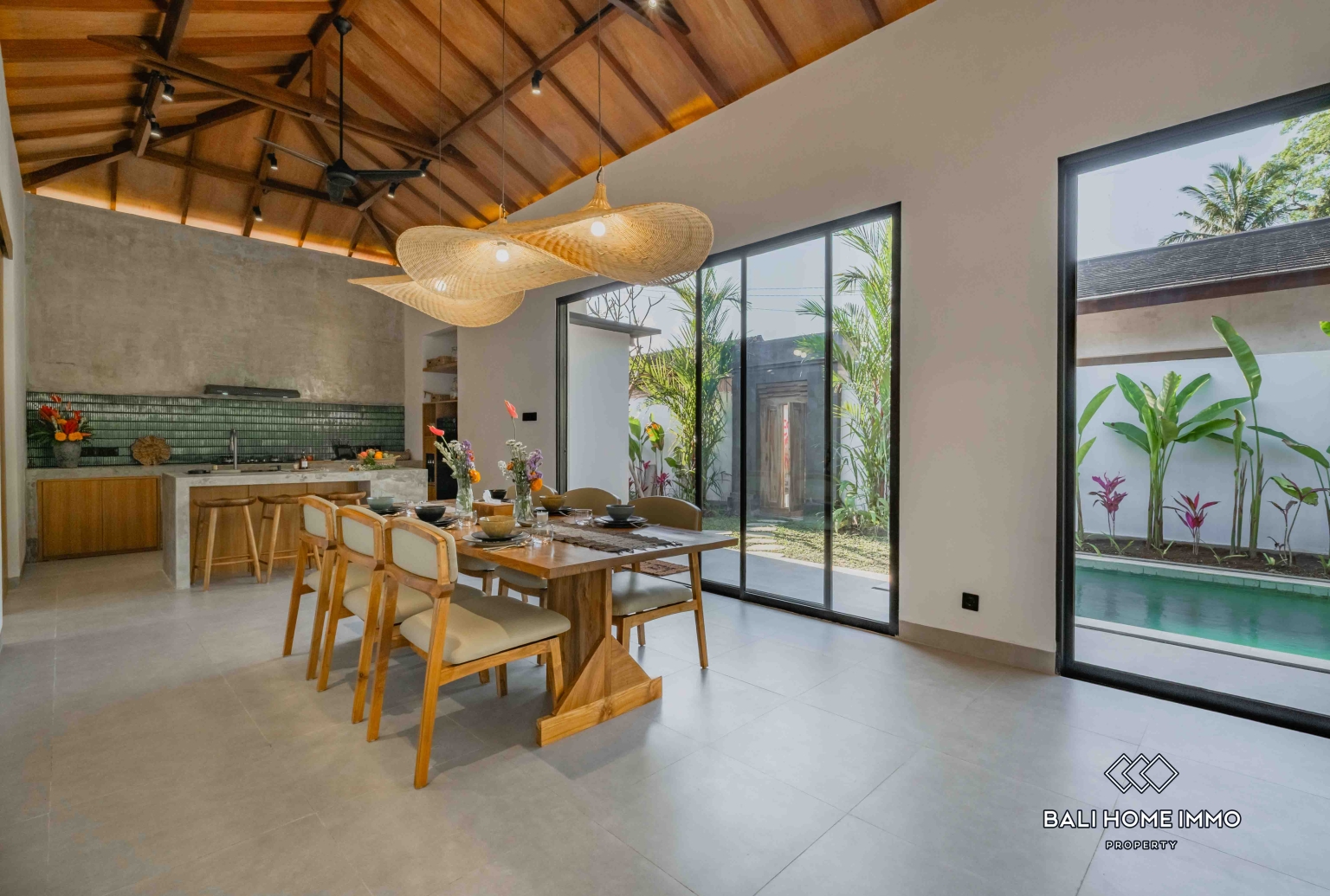 3 bedroom Tropical Family Villa For Sale Near International School in Pejeng Ubud view 6