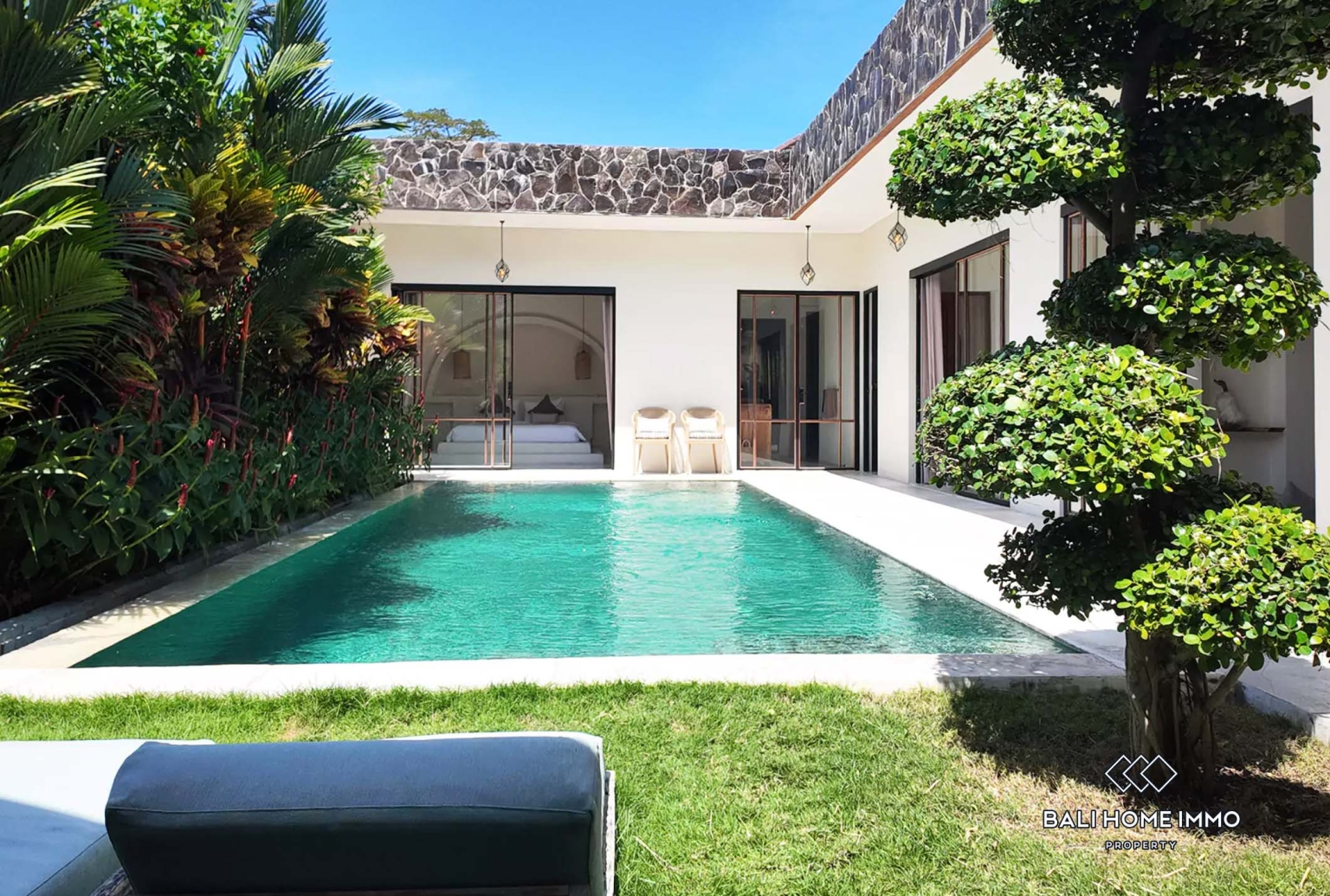 3 Bedroom Tropical Villa For Sale in Umalas Bumbak view 8