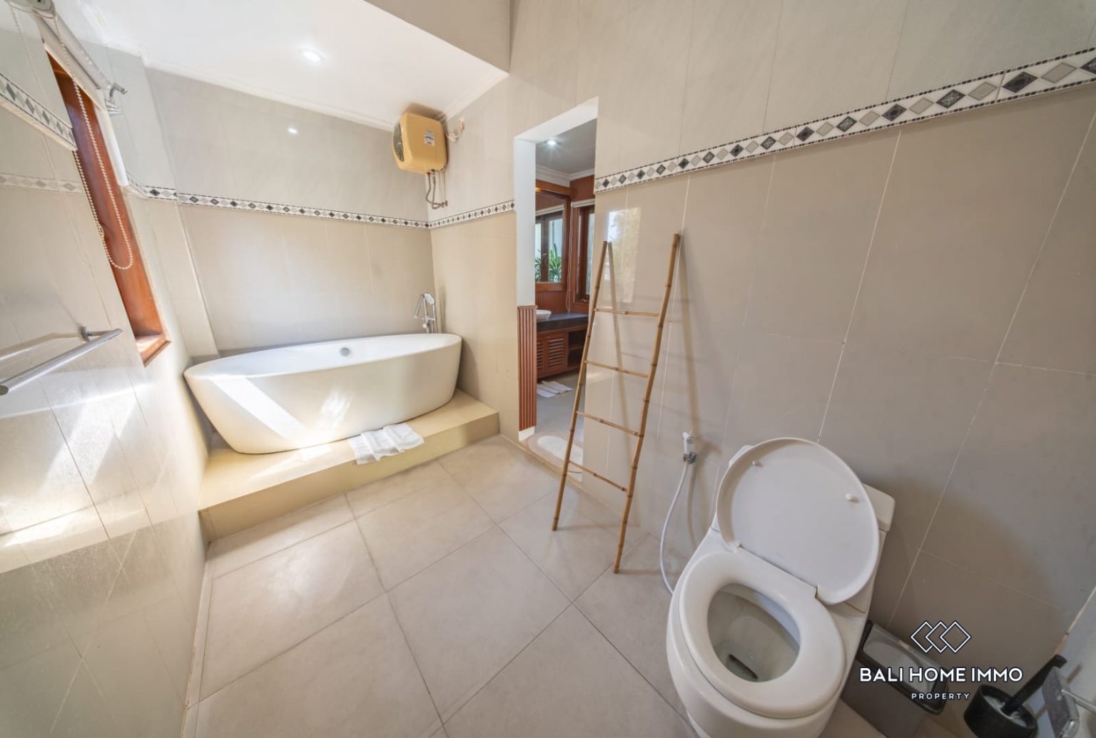 3 Bedroom Villa For Monthly & Yearly Rental in Canggu - Berawa view 22