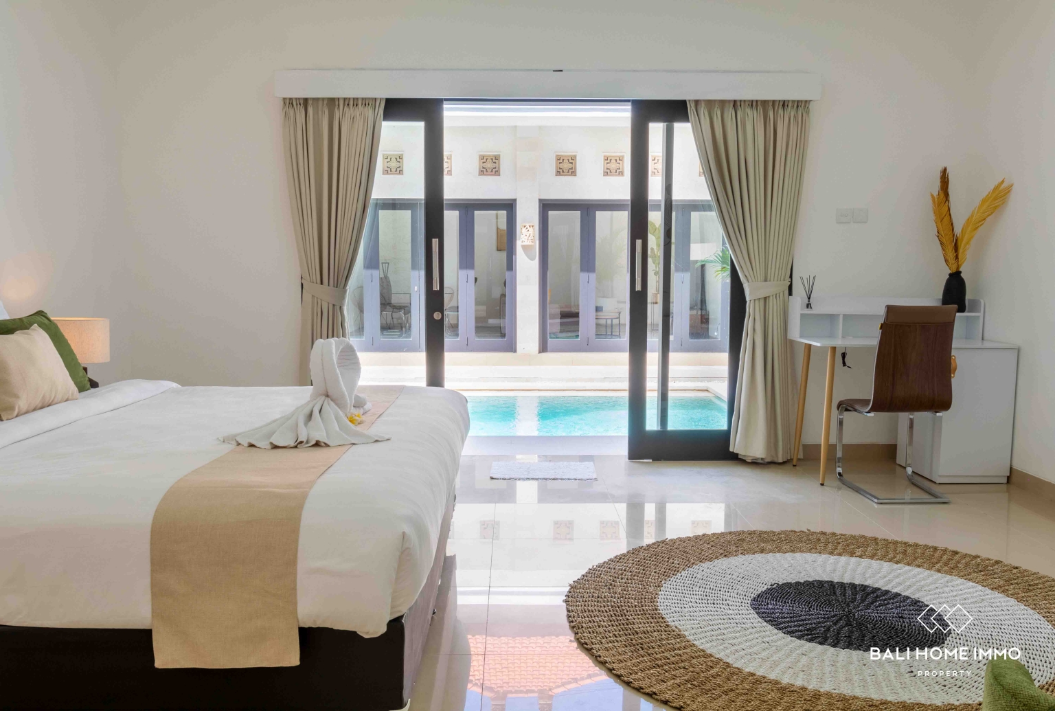 3 bedroom villa for rent in Canggu Berawa view 10