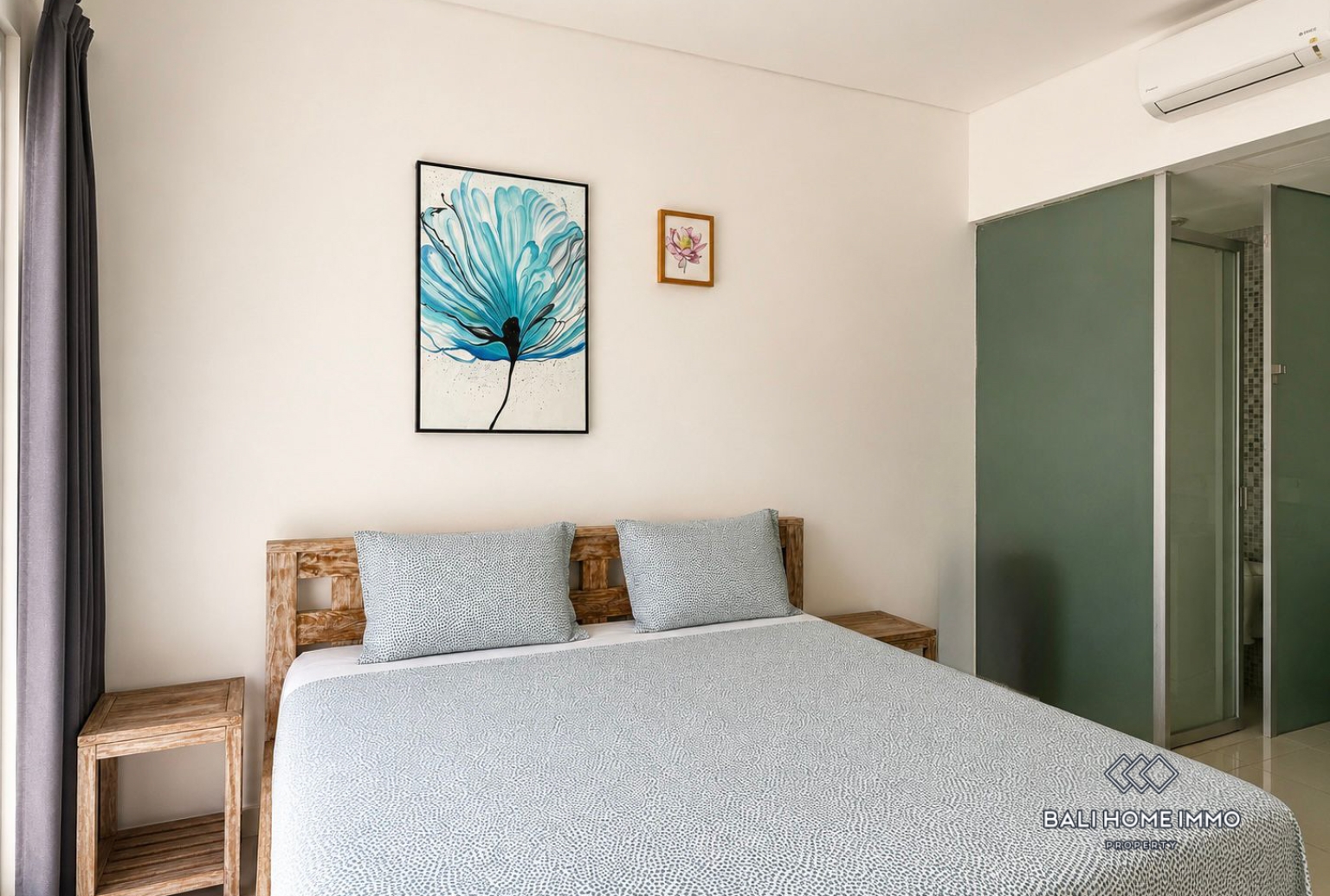 3 Bedroom Villa For Rent in Canggu Residential Side view 8