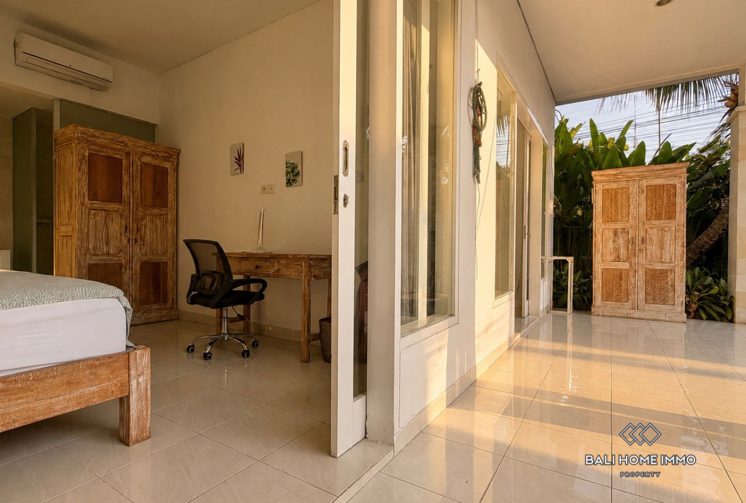 3 Bedroom Villa For Rent in Canggu Residential Side view 7