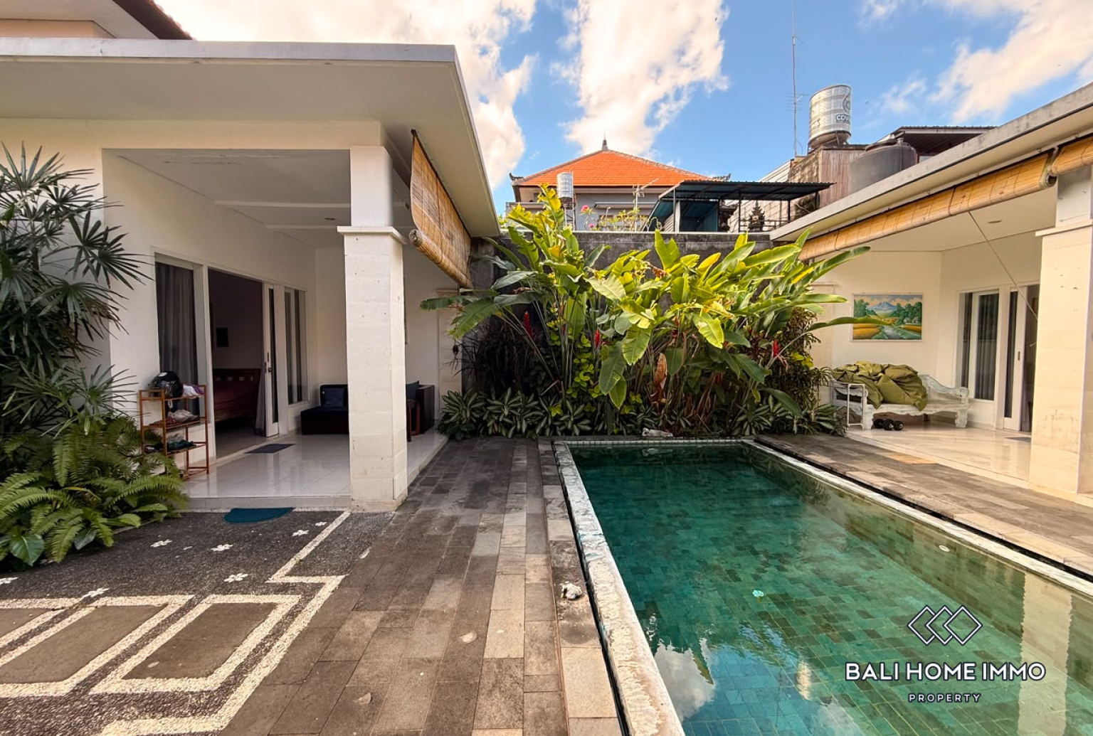 3 Bedroom Villa For Rent in Canggu Residential Side view 18