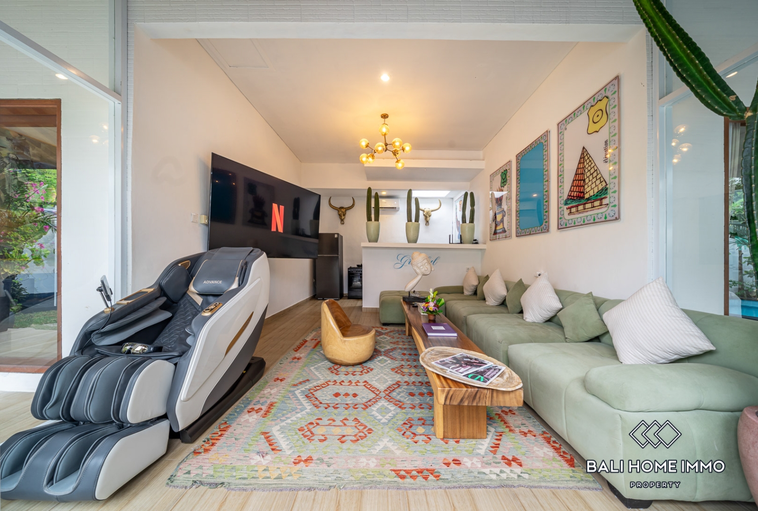 3 Bedroom Villa For Rent in Canggu Residential Side view 2
