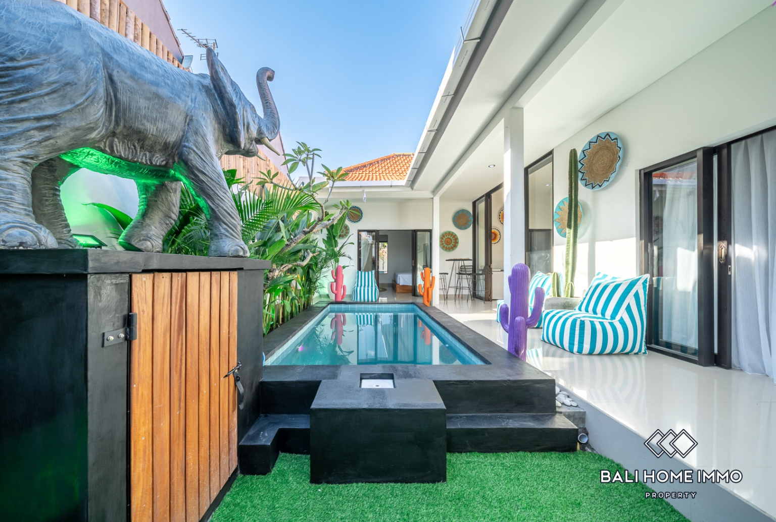 3 Bedroom Villa For Rent in Canggu Residential Side view 14
