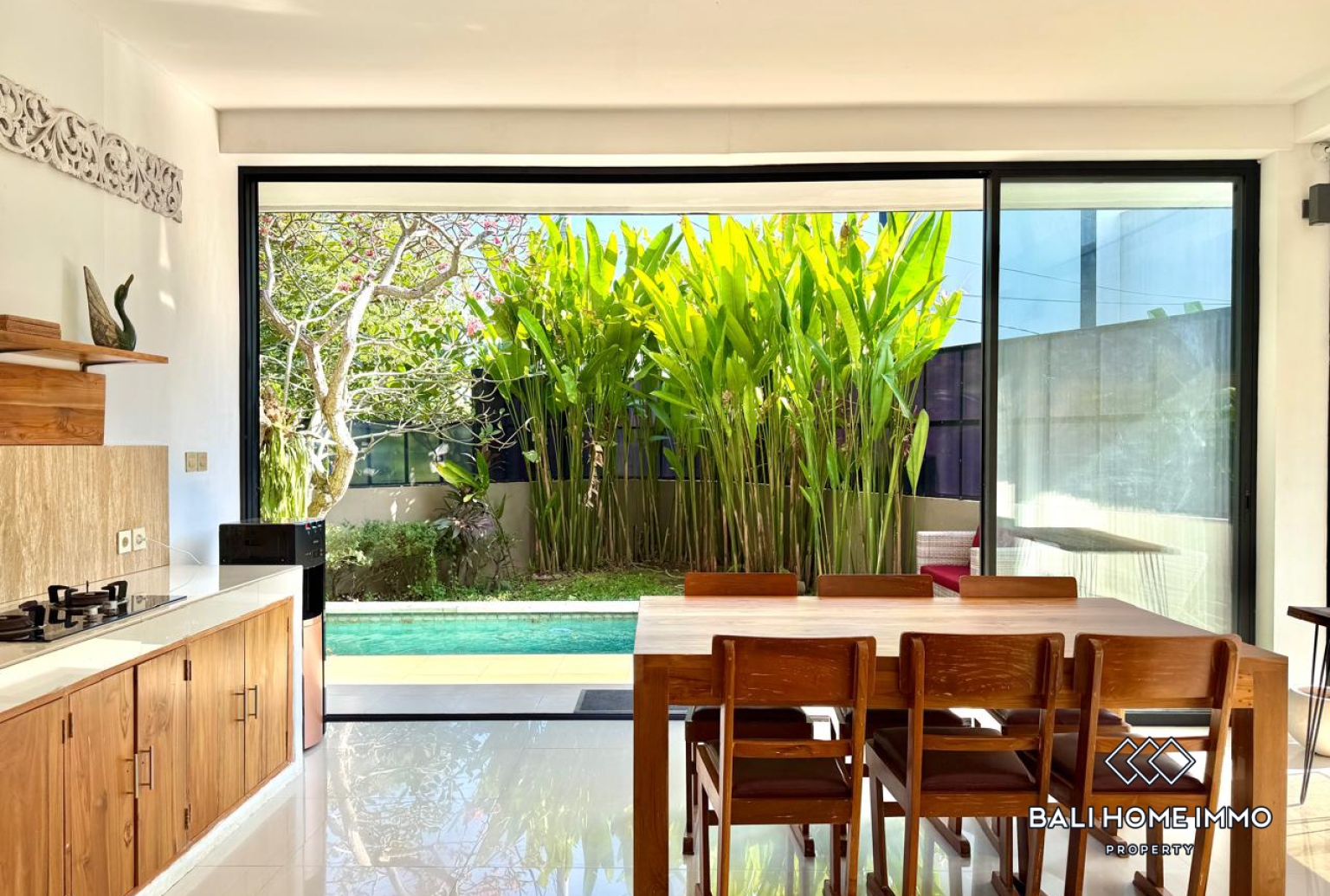 3 Bedroom Villa For Rent in Pererenan Beachside view 6