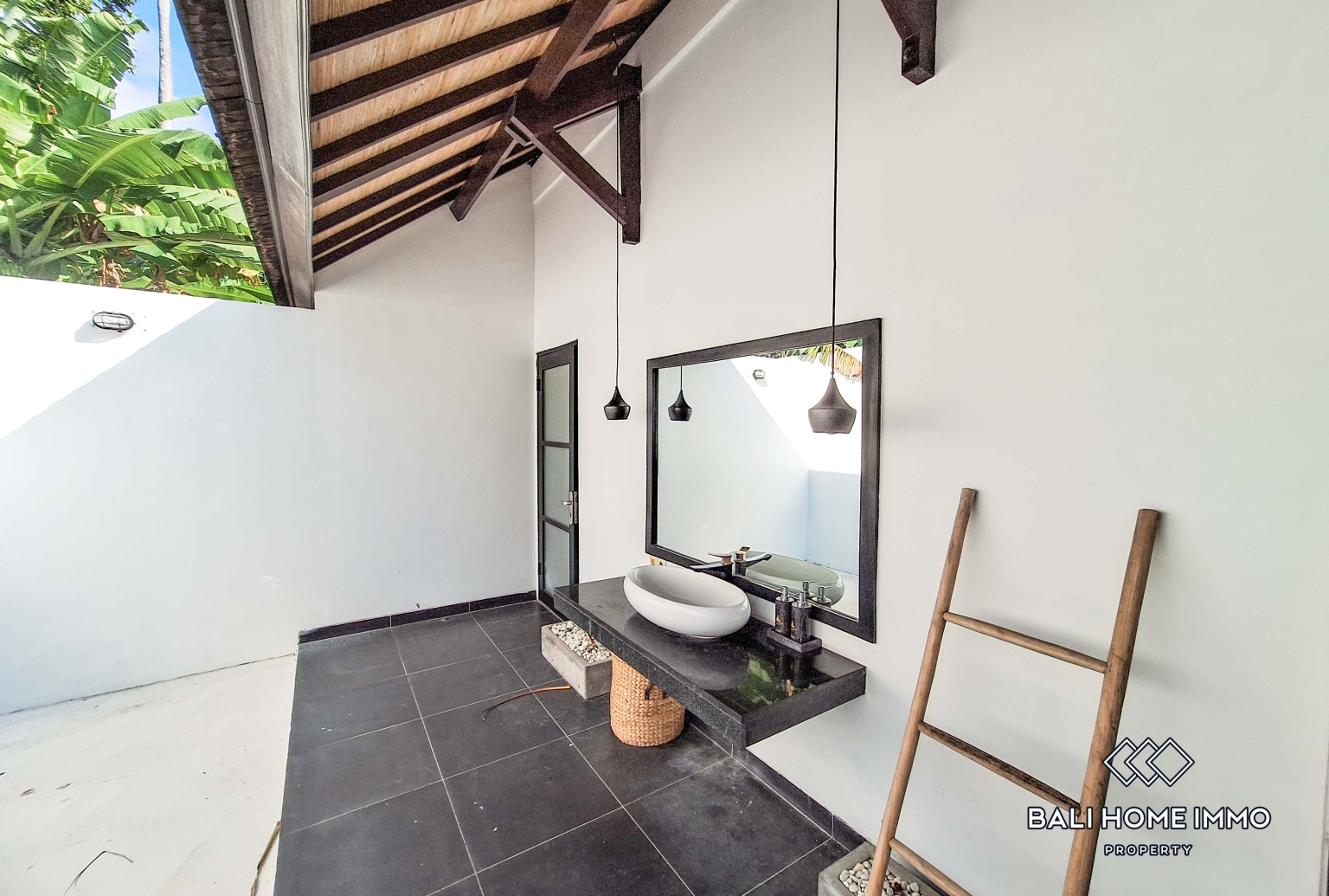 3 Bedroom Villa for Rent in Pererenan Northside view 13