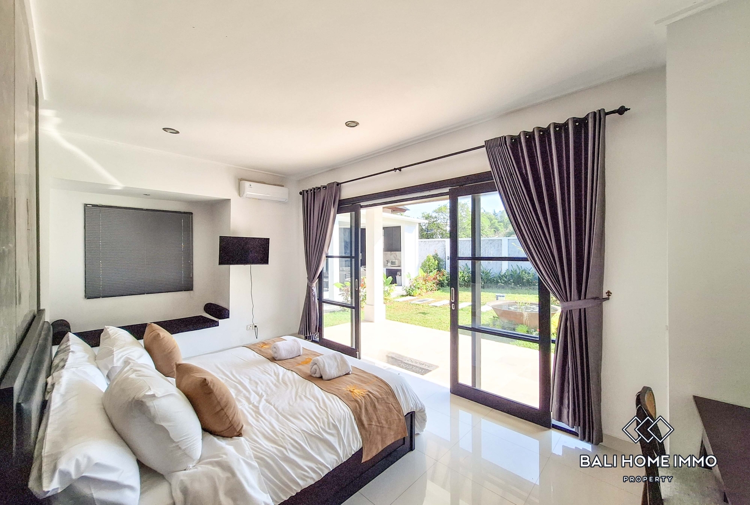 3 Bedroom Villa for Rent in Pererenan Northside view 11