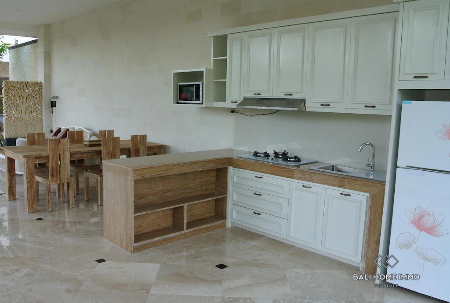 Vila 3 Kamar Disewakan di Pererenan view 5