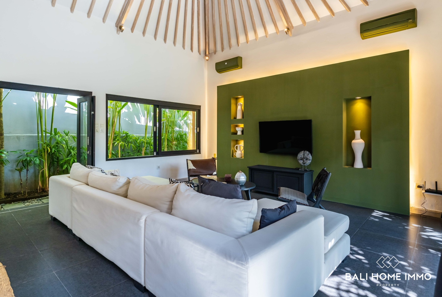 Villa de 3 chambres à louer à Bali Berawa view 5