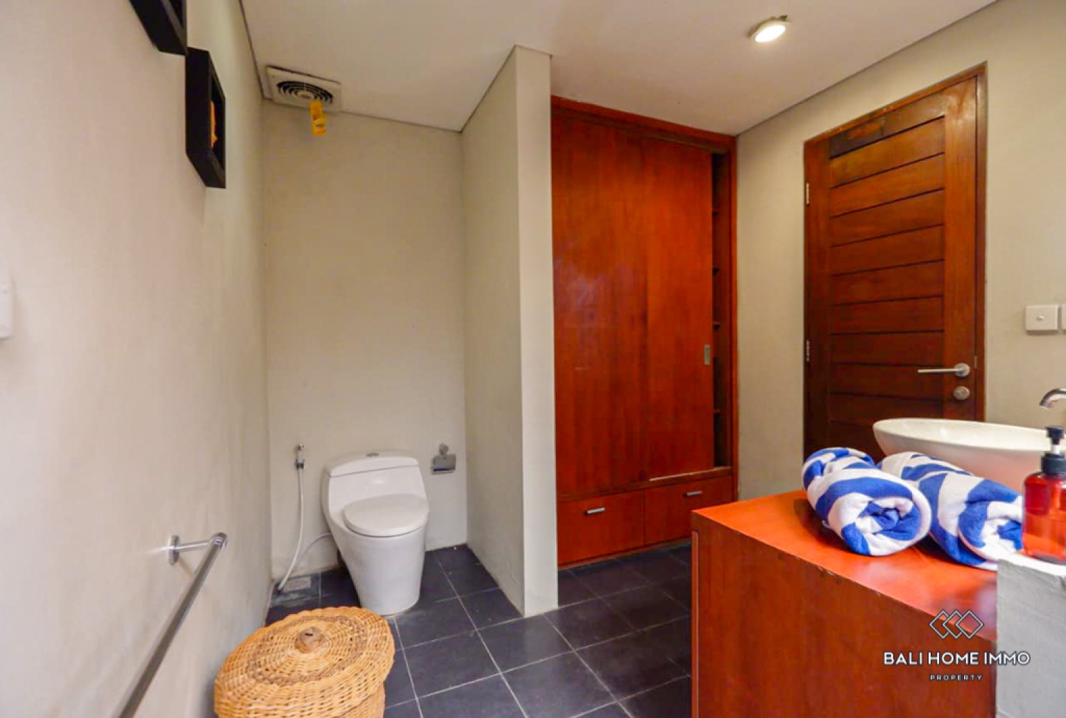 Villa 3 Kamar Disewakan di Bali Nyanyi view 16
