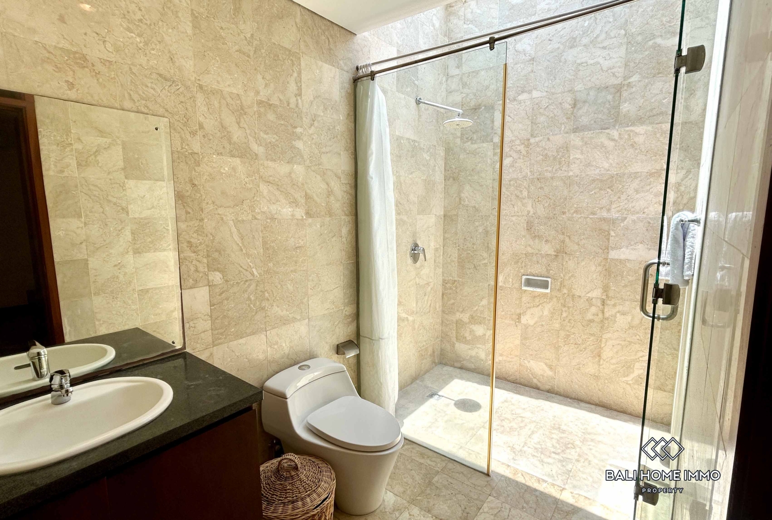 Vila 3 Kamar Disewakan di Bali Umalas view 17