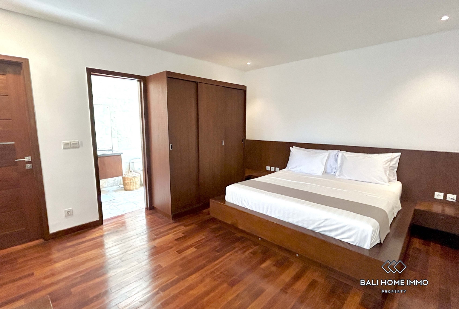 Vila 3 Kamar Disewakan di Bali Umalas view 8