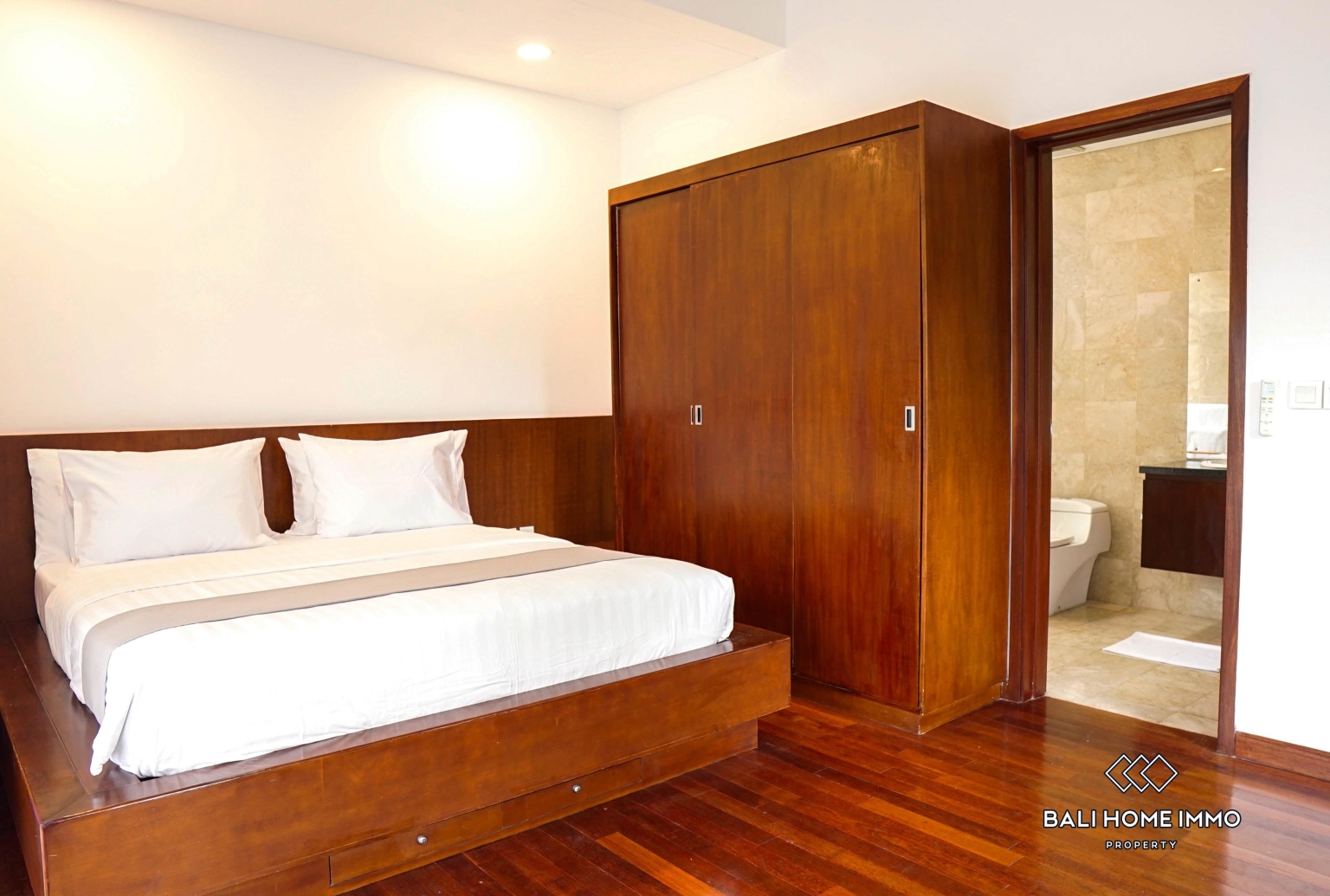 Vila 3 Kamar Disewakan di Bali Umalas view 15