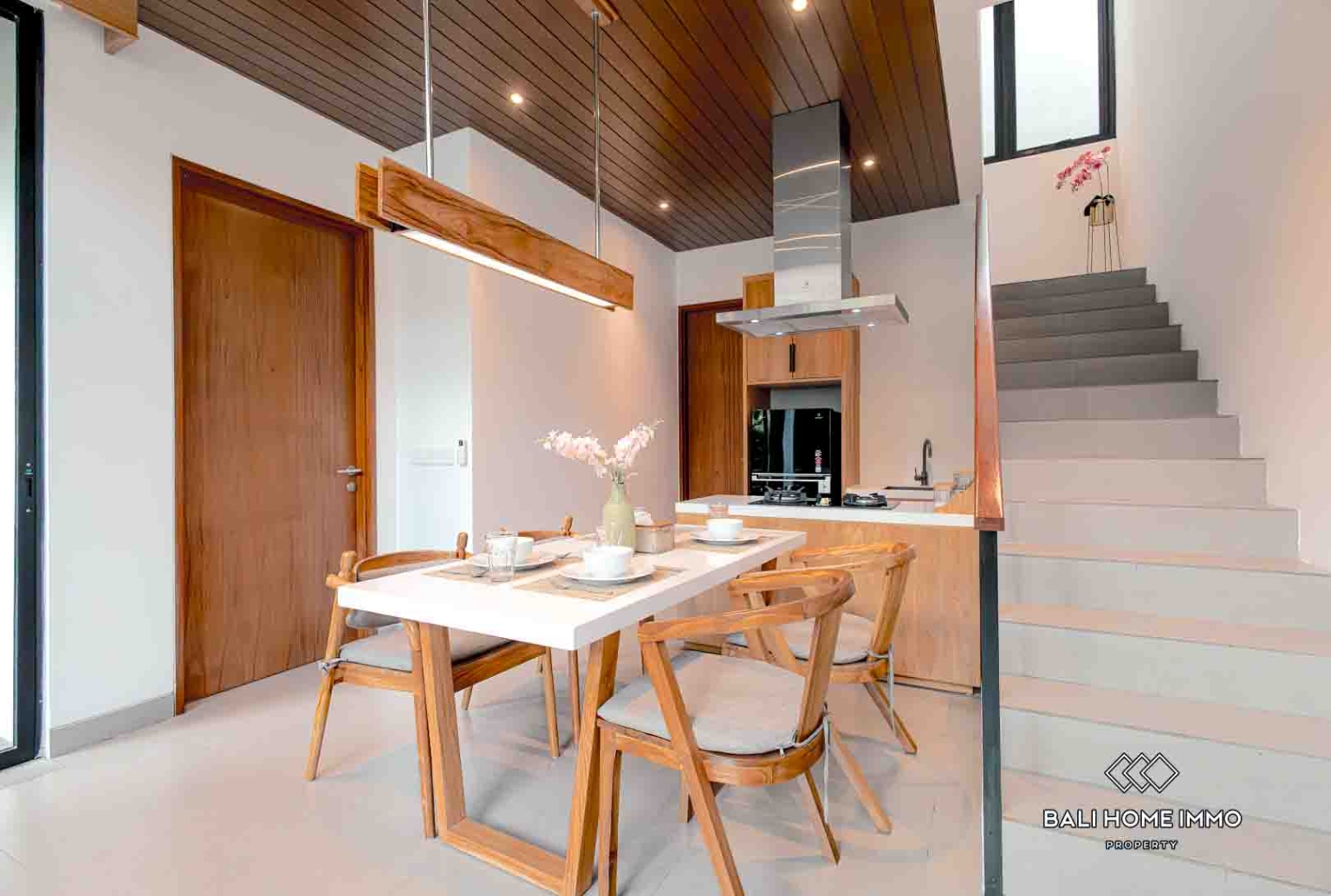 3 Bedroom Villa For Sale and Rent inside Residence in Batu Bolong Canggu view 6