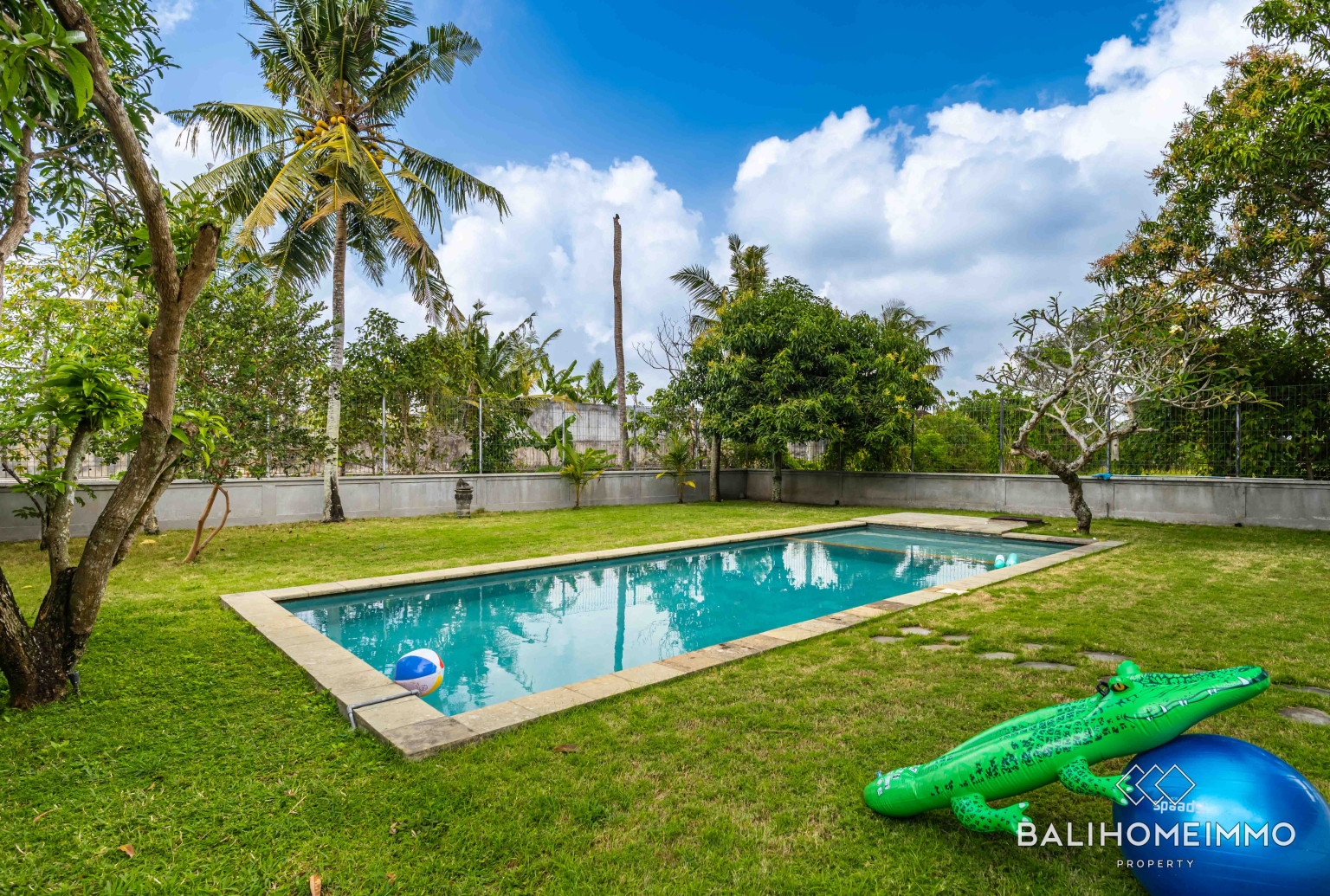 Villa de 3 chambres à coucher à vendre en pleine propriété à North Canggu view 29