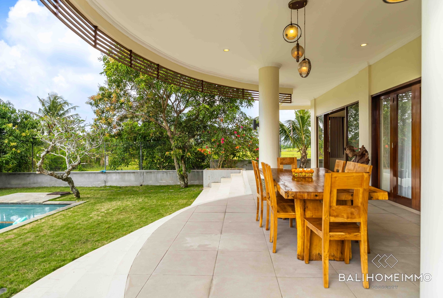 Villa de 3 chambres à coucher à vendre en pleine propriété à North Canggu view 3