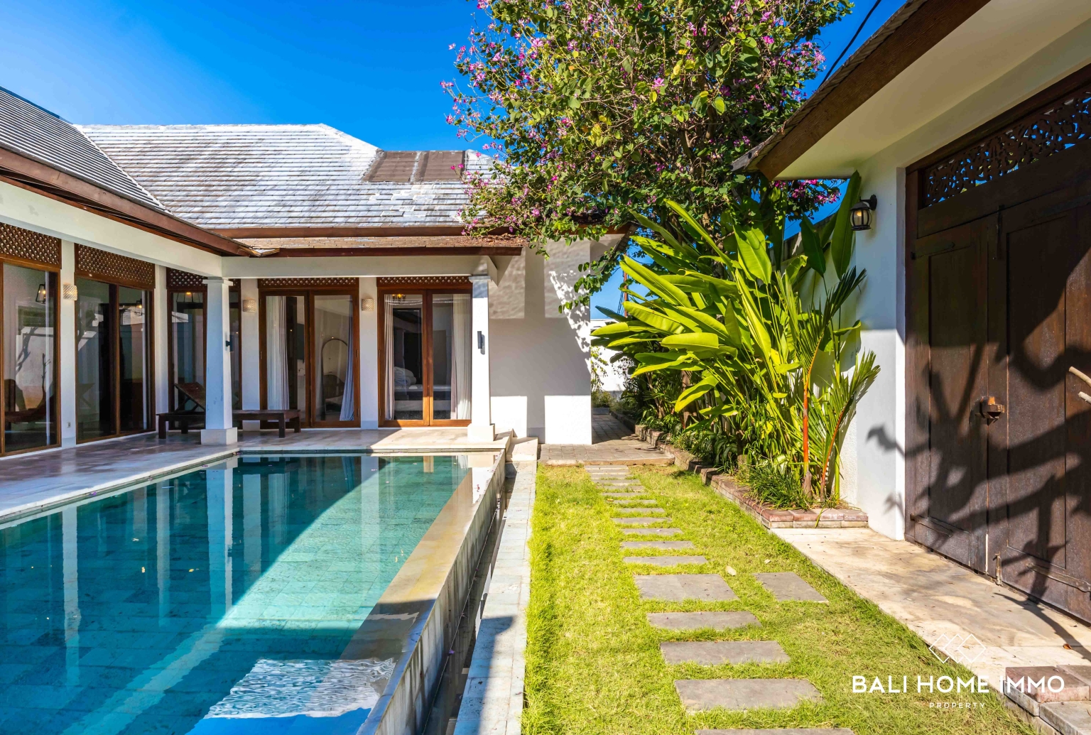 3 BEDROOM VILLA FOR SALE IN BALI CANGGU-BERAWA view 30