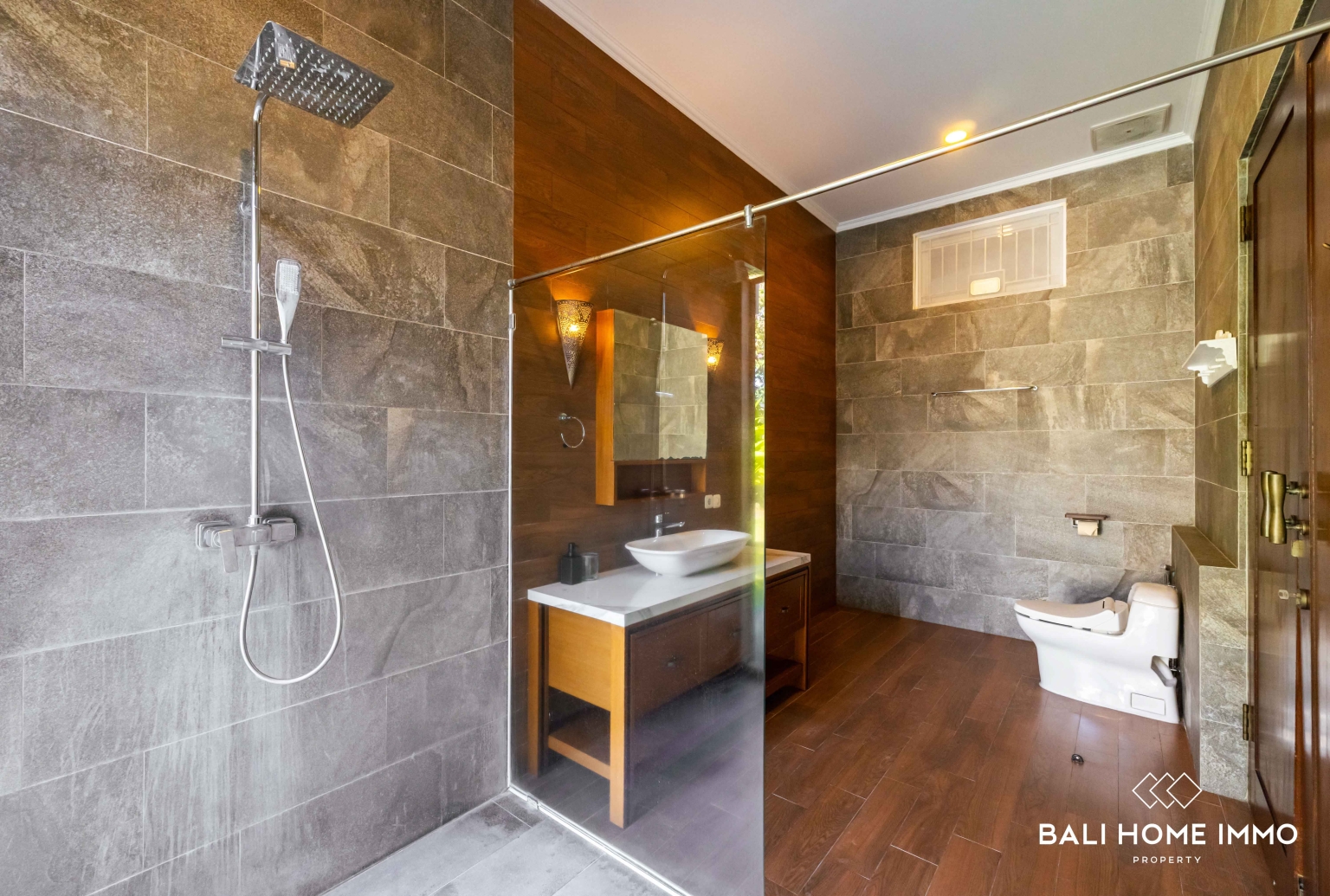 3 BEDROOM VILLA FOR SALE IN BALI CANGGU-BERAWA view 25