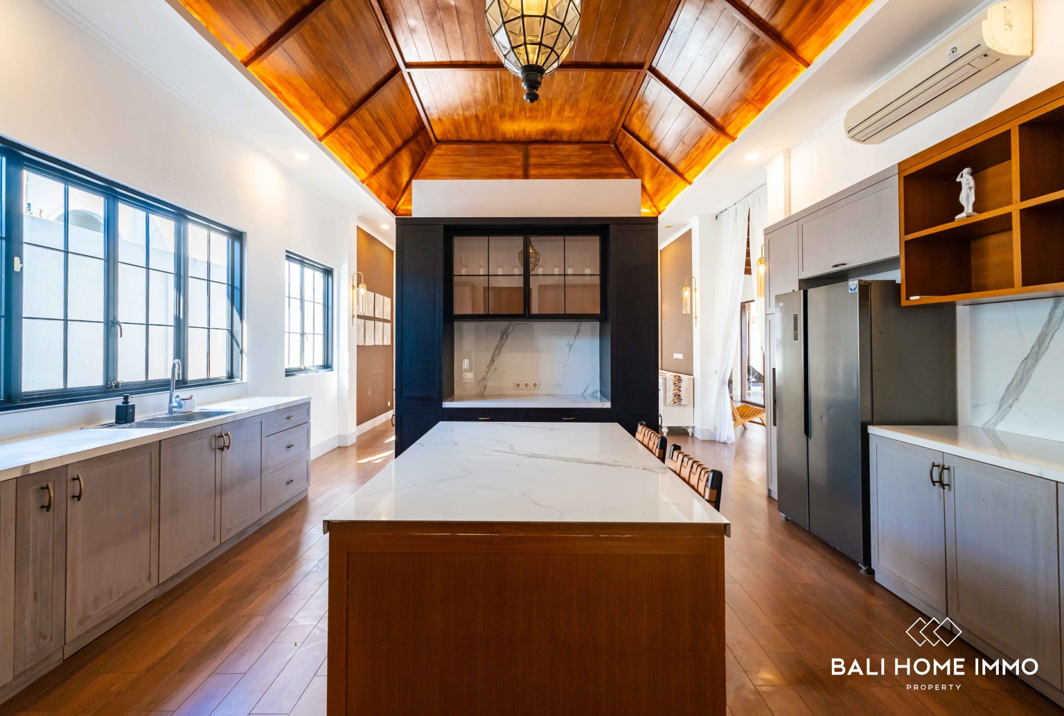 3 BEDROOM VILLA FOR SALE IN BALI CANGGU-BERAWA view 10
