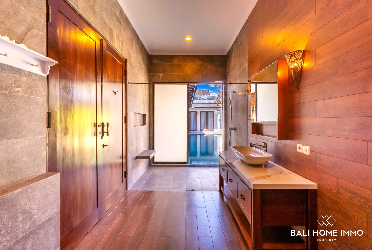 3 BEDROOM VILLA FOR SALE IN BALI CANGGU-BERAWA view 24