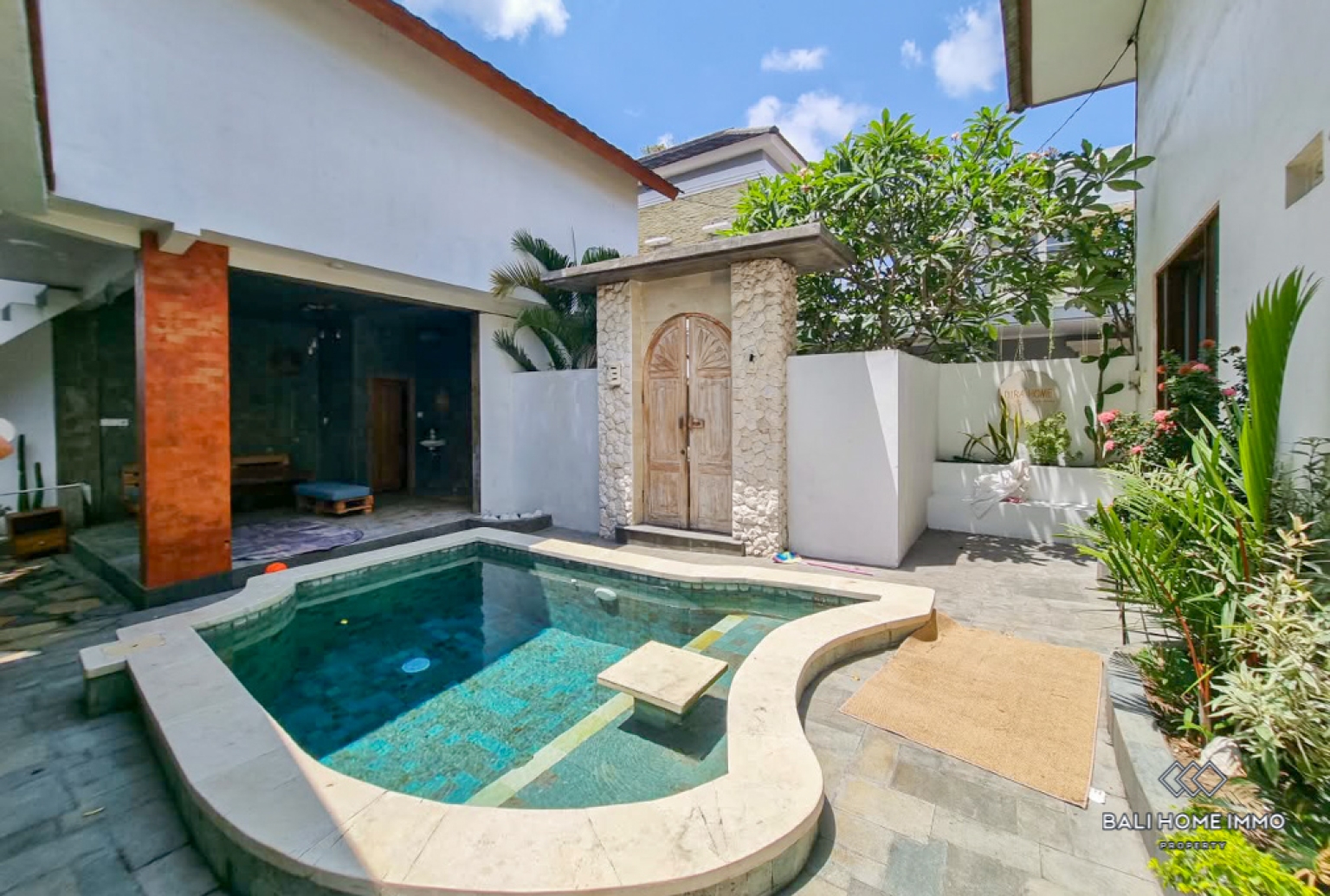 Villa de 3 chambres à louer à l'année à Bali Canggu, côté résidentiel view 14
